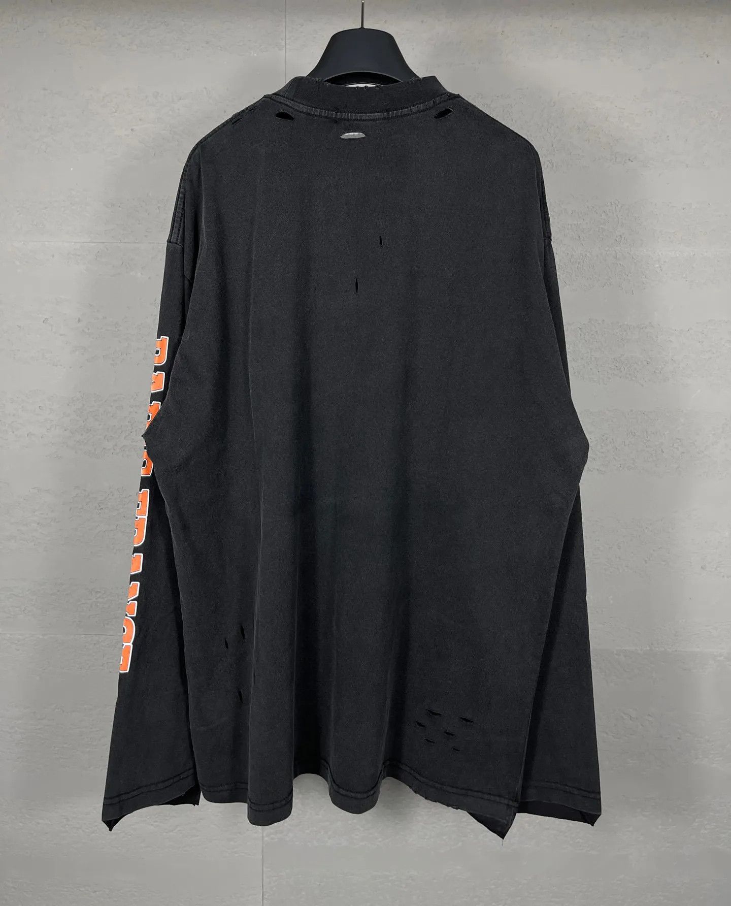 Balenciaga o1s1wg110624 Med Molleton Regular Crewneck in Black Size US XS / EU 42 / 0 - 2 Thumbnail