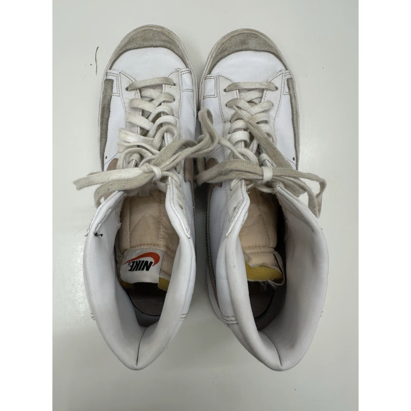 Nike Nike Blazer Mid 77 Womens Sneakers Size 11 Nike White Pink CZ1055-118 Shoes Size L / US 10 / IT 46 - 7 Thumbnail