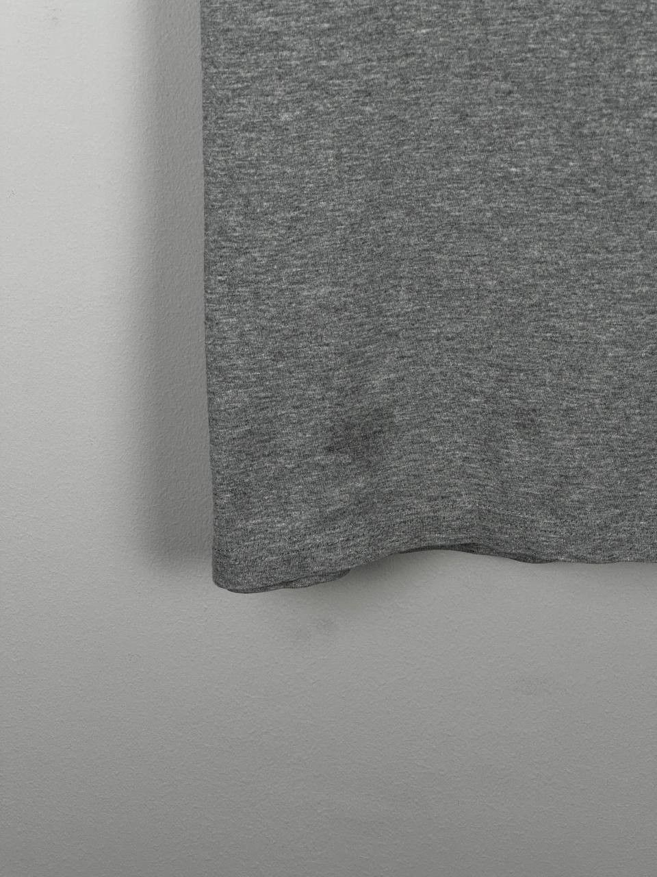 Carhartt Wip Carhartt WIP Grey Heart Big Logo T Shirt Size US XS / EU 42 / 0 - 7 Thumbnail