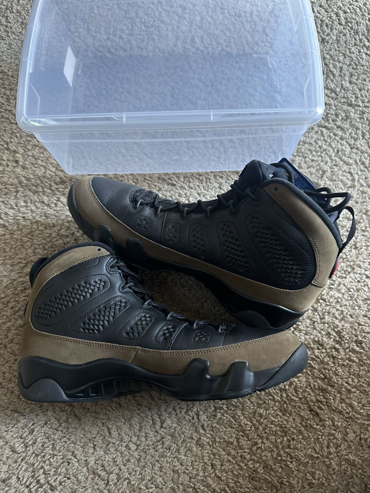 Jordan Brand Size 12 - Jordan 9 Retro Olive (2024) (HV4794-030) Size US 12 / EU 45 - 2 Thumbnail