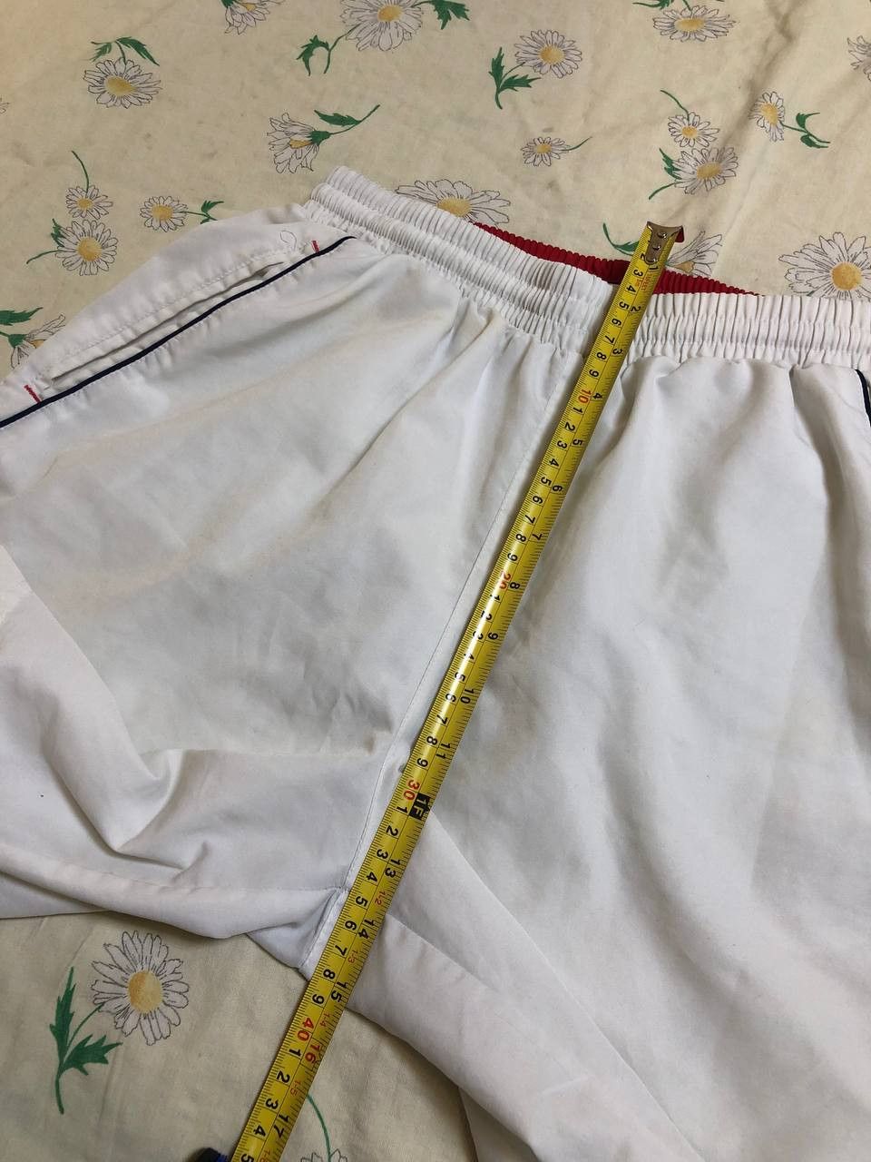 Umbro Mens Vintage Umbro Shorts White USA Size US 32 / EU 48 - 9 Thumbnail
