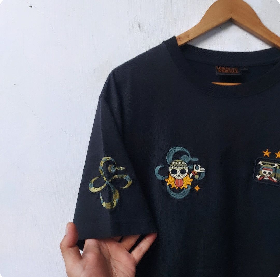 Japanese Brand × One Piece Low Blow Knuckle X One Piece Embroidery Tshirt Size US L / EU 52-54 / 3 - 6 Thumbnail