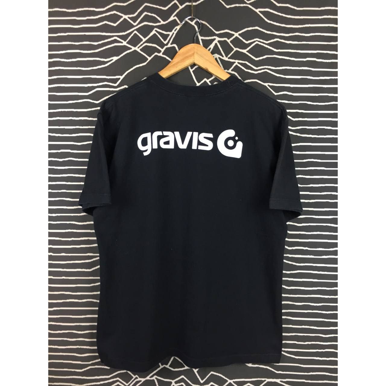 Gravis × Vintage Vtg Gravis Skateboards Spell Out Logo Skate Tee Size US L / EU 52-54 / 3 - 5 Thumbnail