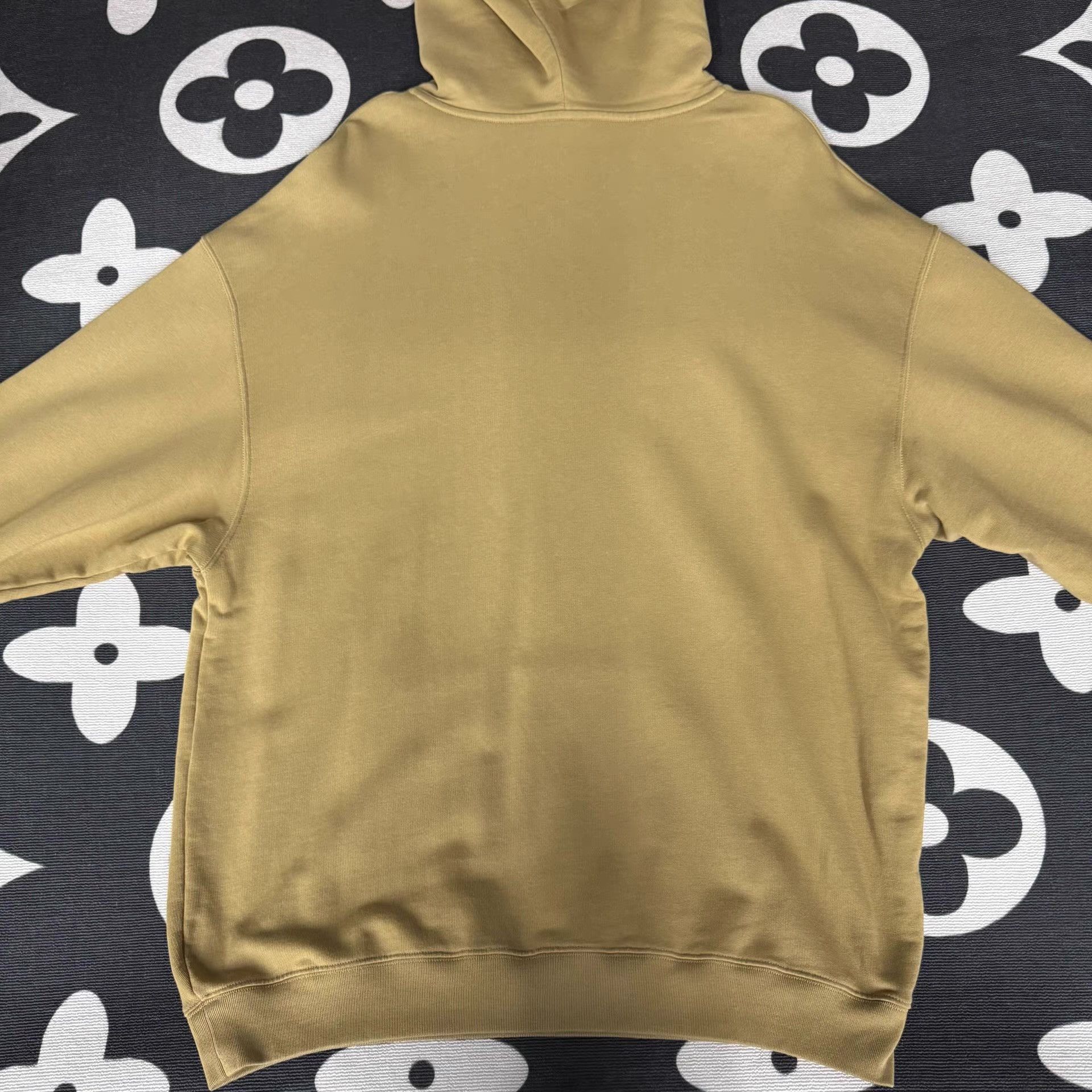 Balenciaga Balenciaga Khaki Hoodie with Wheat Ear Print Q10 Size US XL / EU 56 / 4 - 3 Thumbnail