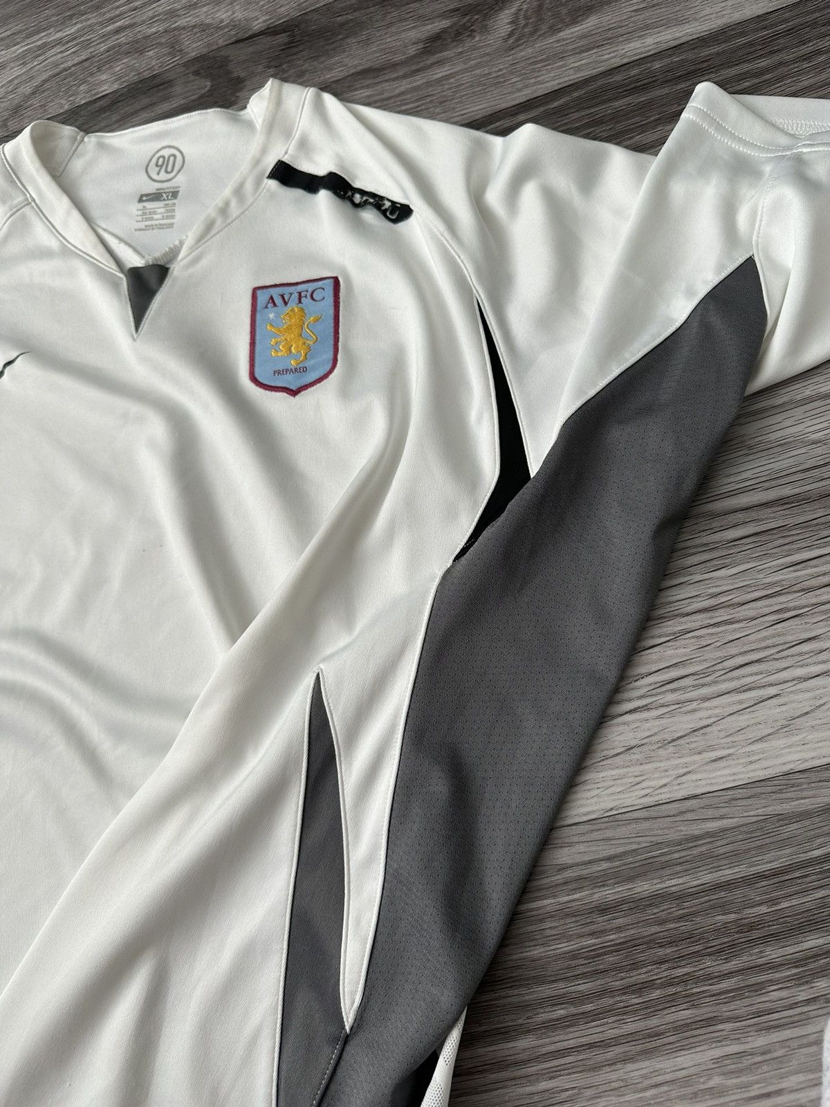Nike Nike Aston Villa Vintage Training Jersey 2007/2008 hype Size US XL / EU 56 / 4 - 5 Thumbnail