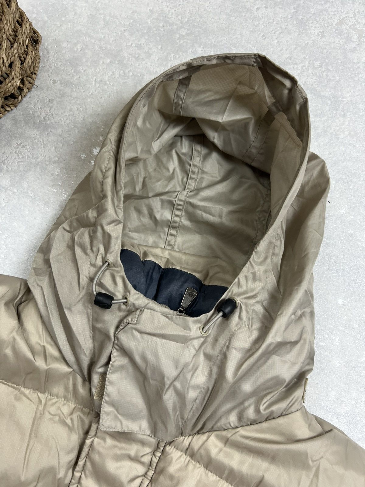 Nike 90s Nike Swoosh Vintage Y2K Oversized Hooded Puffer Jacket Size US XL / EU 56 / 4 - 5 Thumbnail