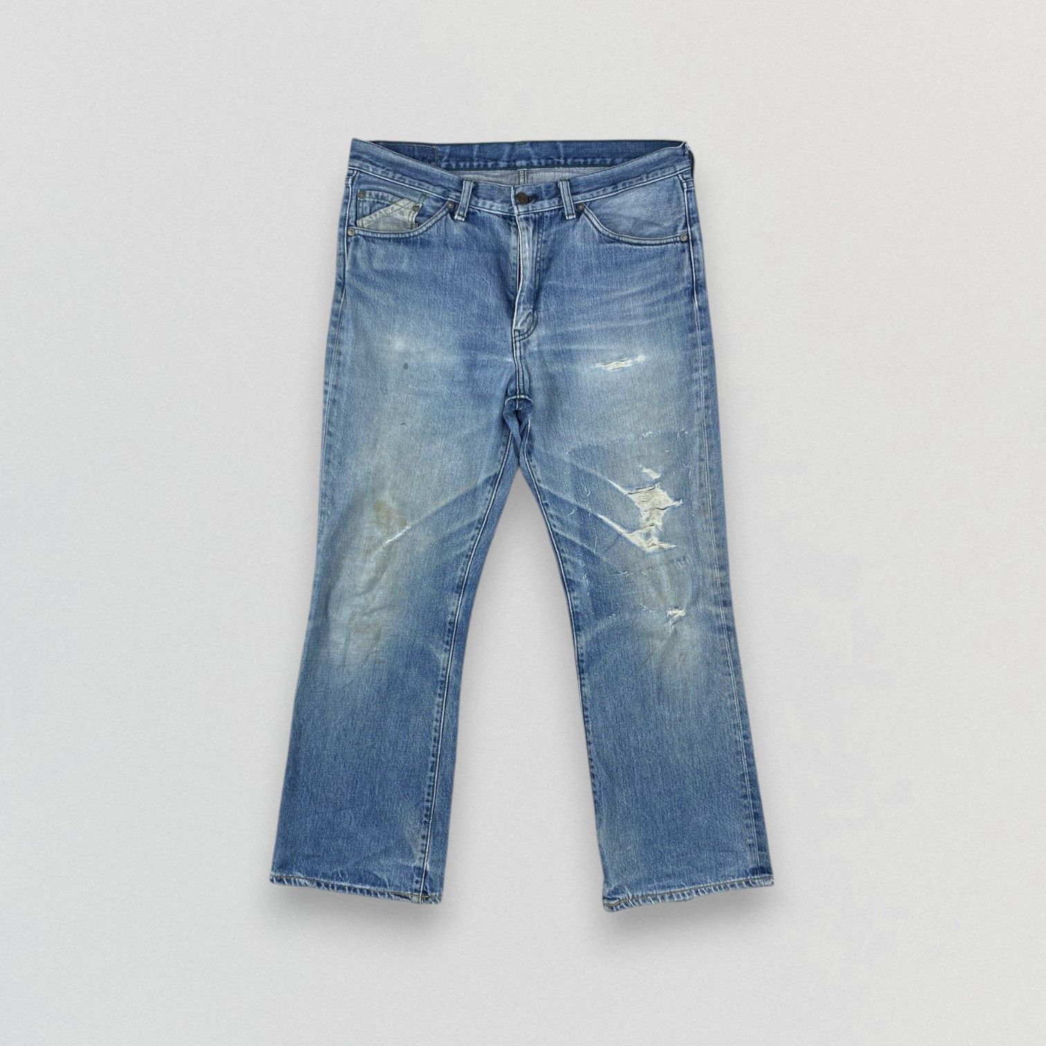 Levi's Vintage Levis 517 Bootcut Jean Distressed Faded Denim KJ3467 Size US 36 / EU 52 - 1 Thumbnail