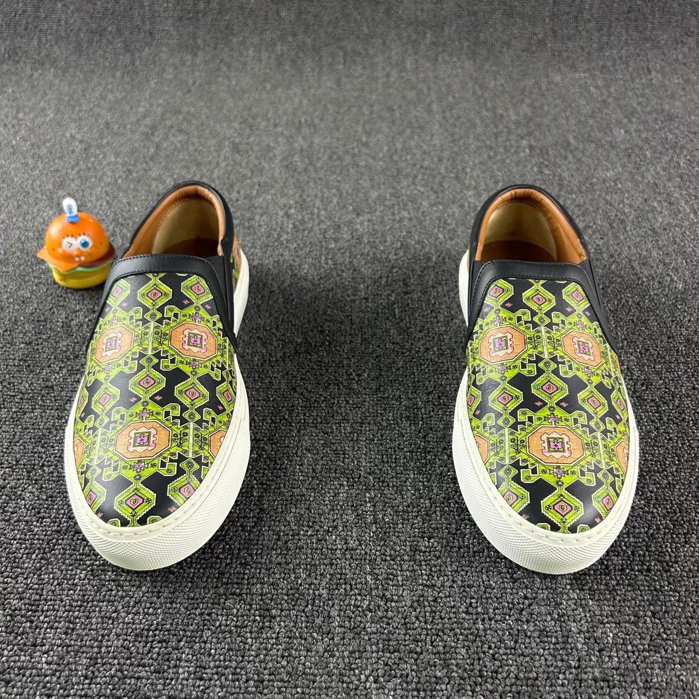 Givenchy Givenchy Printed Loafer Size 40.5 Size US 7.5 / EU 40-41 - 2 Thumbnail