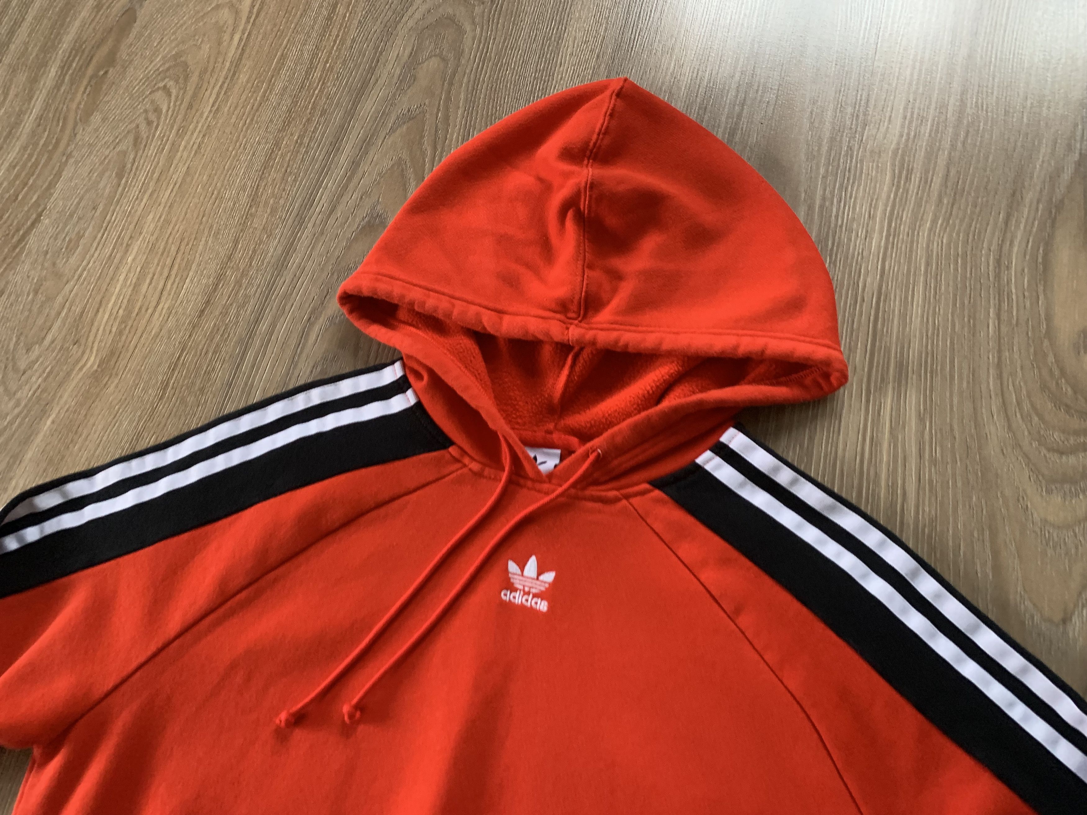 Adidas × Vintage Adidas Crop Centr Logo Printed Hoodie Size M / US 6-8 / IT 42-44 - 4 Thumbnail