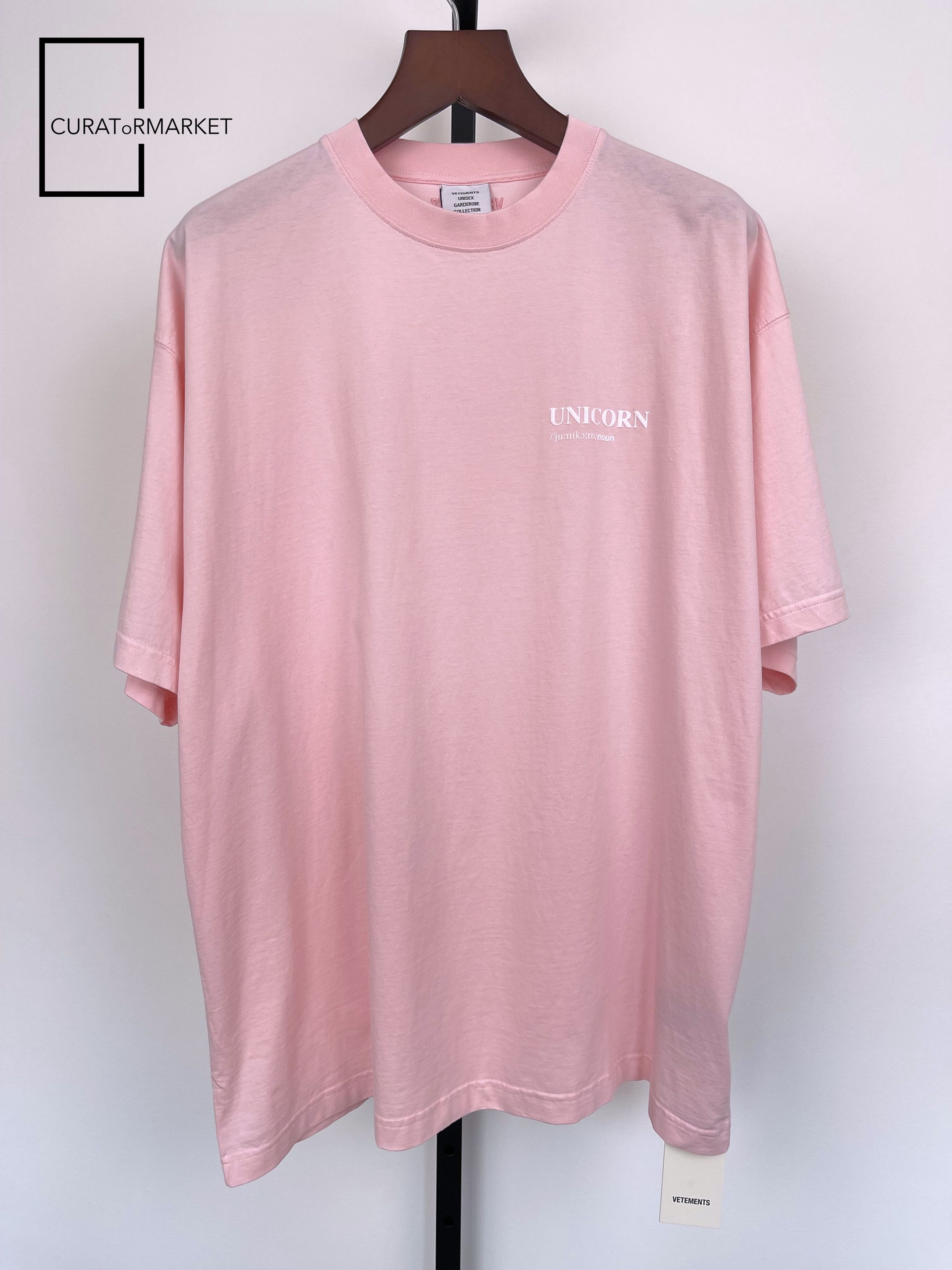 【関税込み】VETEMENTS ピンク Unicorn Tシャツ VETEMENTS - Flying Unicorn Oversized Printed Cotton-Jersey T