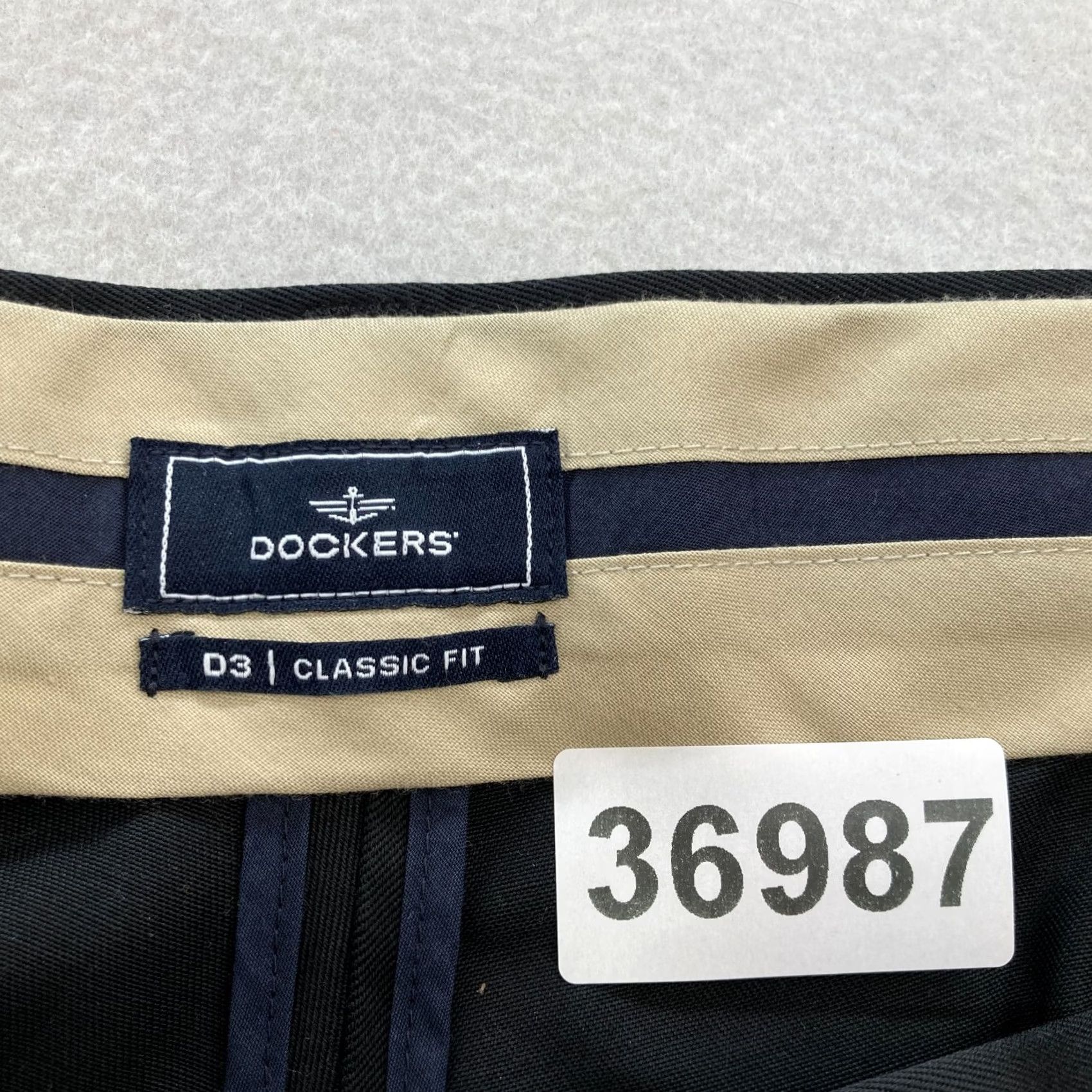 Dockers Dockers D3 Khaki Pants Mens 40x30 Classic Straight Black Flat Front Size US 40 / EU 56 - 5 Thumbnail