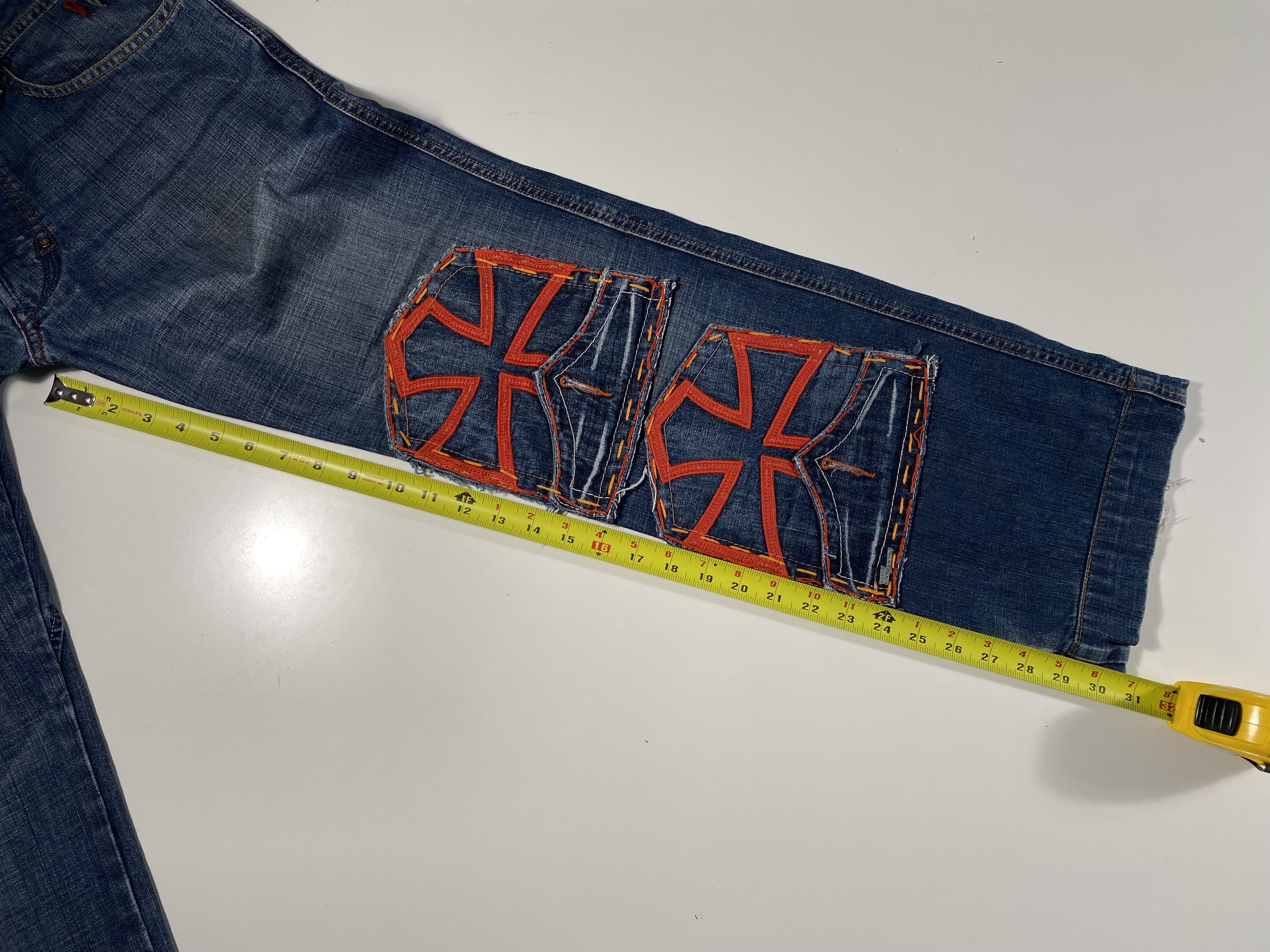 Diesel Vintage Diesel Industry Cross/Skull Motif Relaxed Fit Jeans Size US 32 / EU 48 - 10 Thumbnail