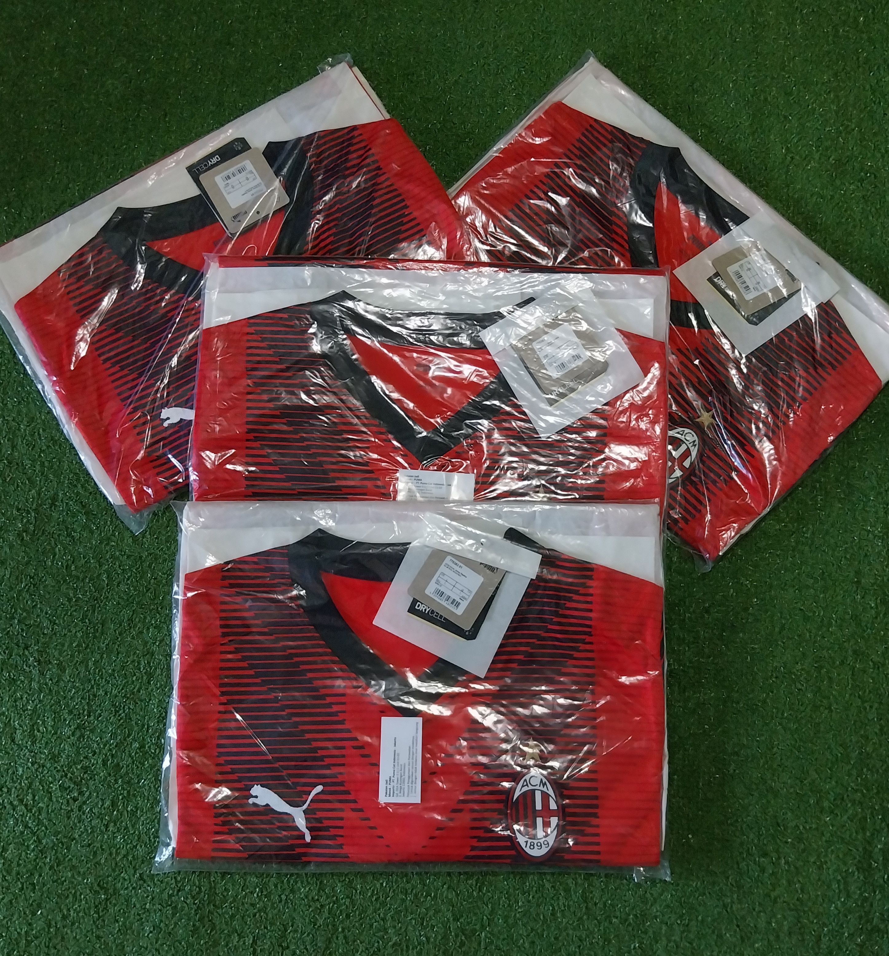 Ac milan home 2023/2024 jersey football