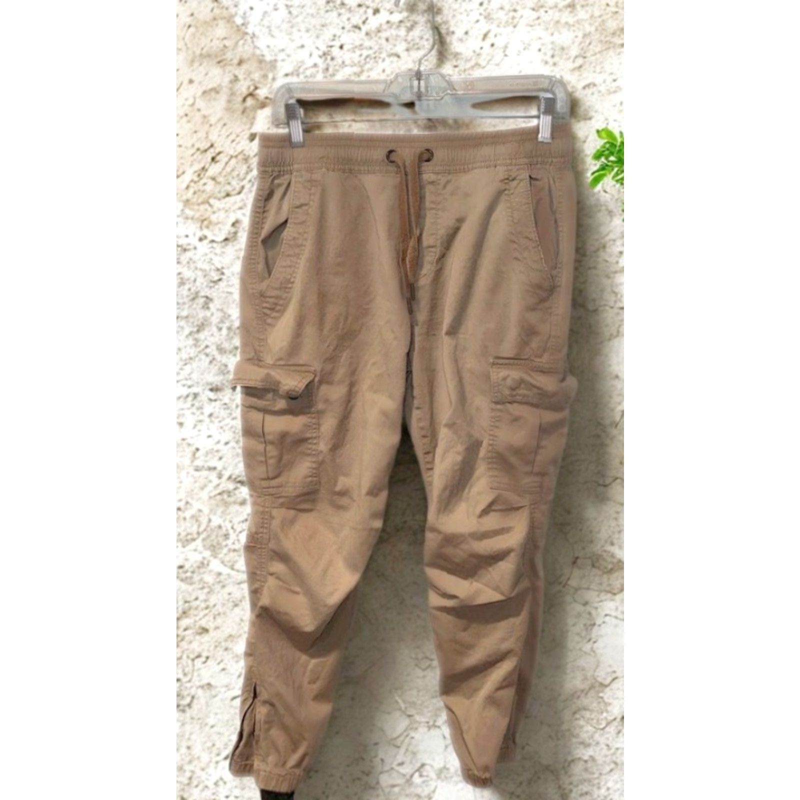 Polo Ralph Lauren Polo Ralph Lauren Chino Jogger Cargo Pants XS Beige Khaki Stretch Military EUC Size US XS / EU 42 / 0 - 2 Thumbnail
