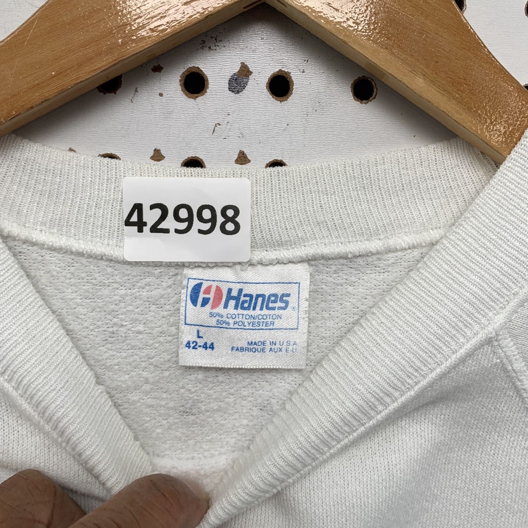 Hanes VINTAGE Hanes River Rat Sweatshirt Mens XL White Pullover 80s USA Made Crew Neck Fleece Cotton/Polyester Size US XL / EU 56 / 4 - 4 Thumbnail