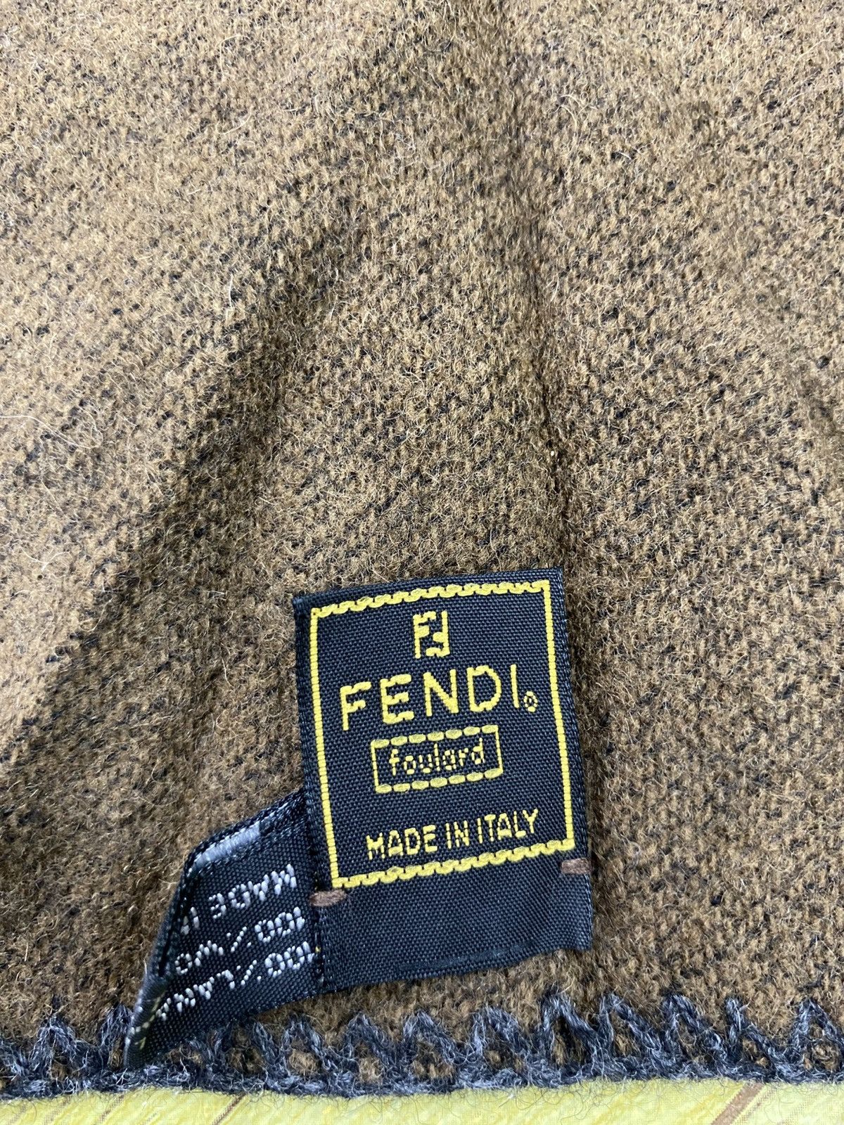 Fendi Vintage Fendi 100% Wool Scarf Classic Style Unisex Size ONE SIZE - 8 Thumbnail
