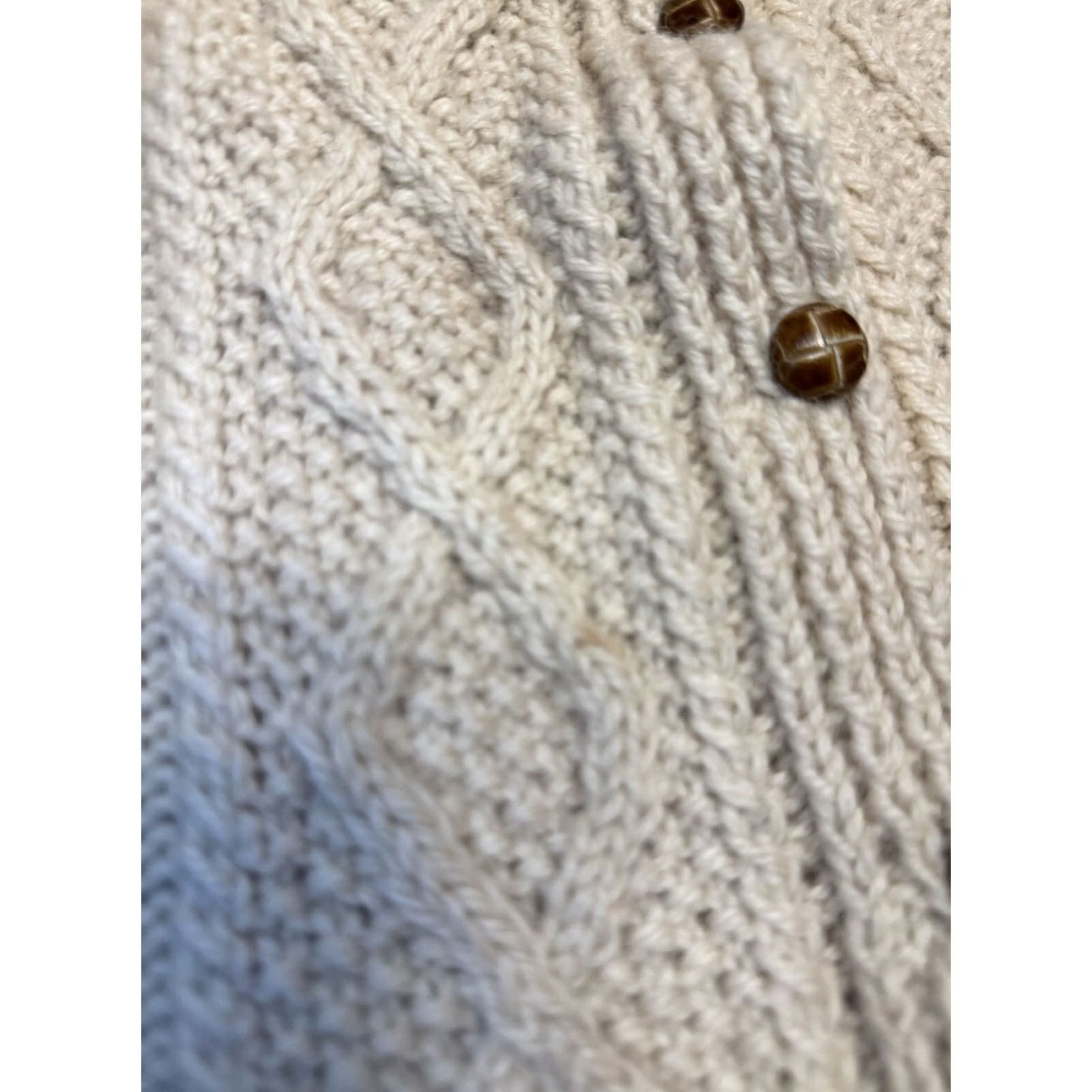 CO Bruckless Co Donegal Cardigan Shirt Women S Cream Wool Knit Raglan Crew Neck Cable Knit Button Ireland Vintage Nature Outdoor 90s Size S / US 4 / IT 40 - 4 Thumbnail