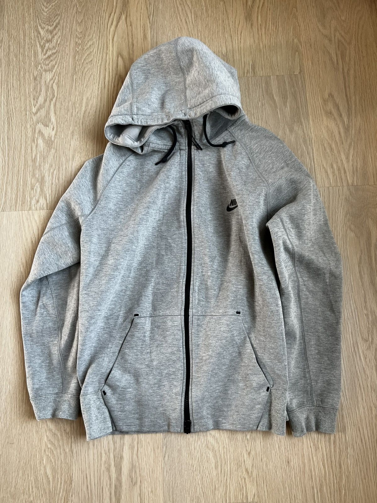 mens nike tech grey