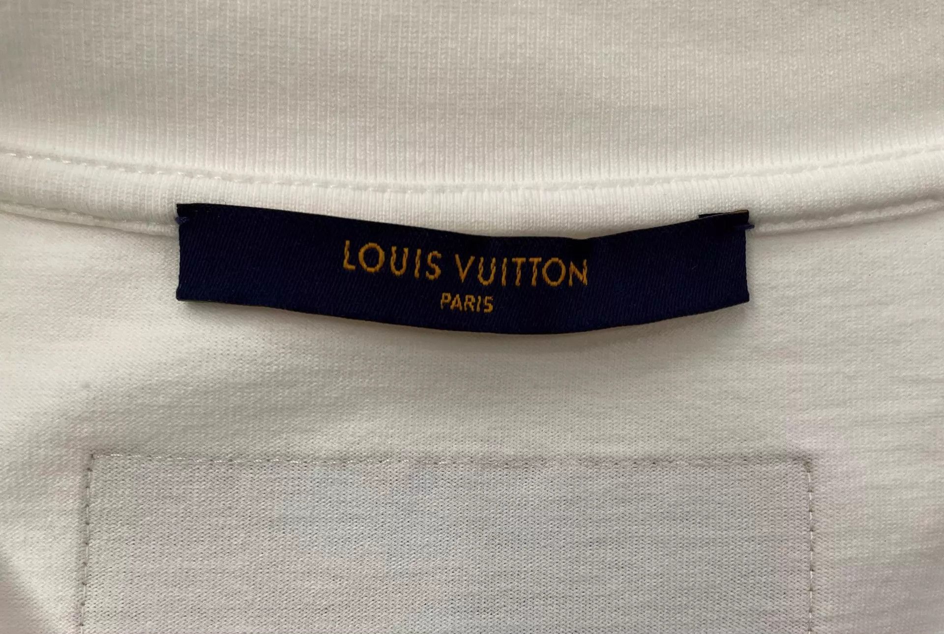 Louis Vuitton LV White 3D Embroidered SS T-Shirt Size L Size US L / EU 52-54 / 3 - 6 Thumbnail