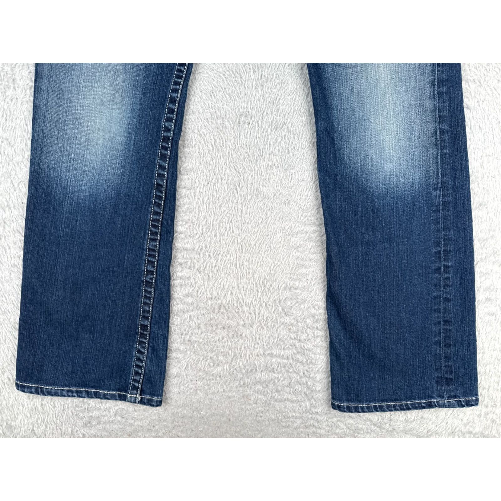 Vintage Vintage Buckle BKE Women's Bootcut Jeans 28 Blue Denim Cotton Embroidered Zipper Inseam 31 in Size 28" / US 6 / IT 42 - 2 Thumbnail