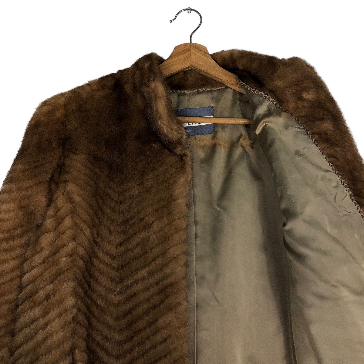 Japanese Brand 🔥Vtg Saga Fox Fur Design Inspire Fur Flash Jacket Size US M / EU 48-50 / 2 - 10 Thumbnail