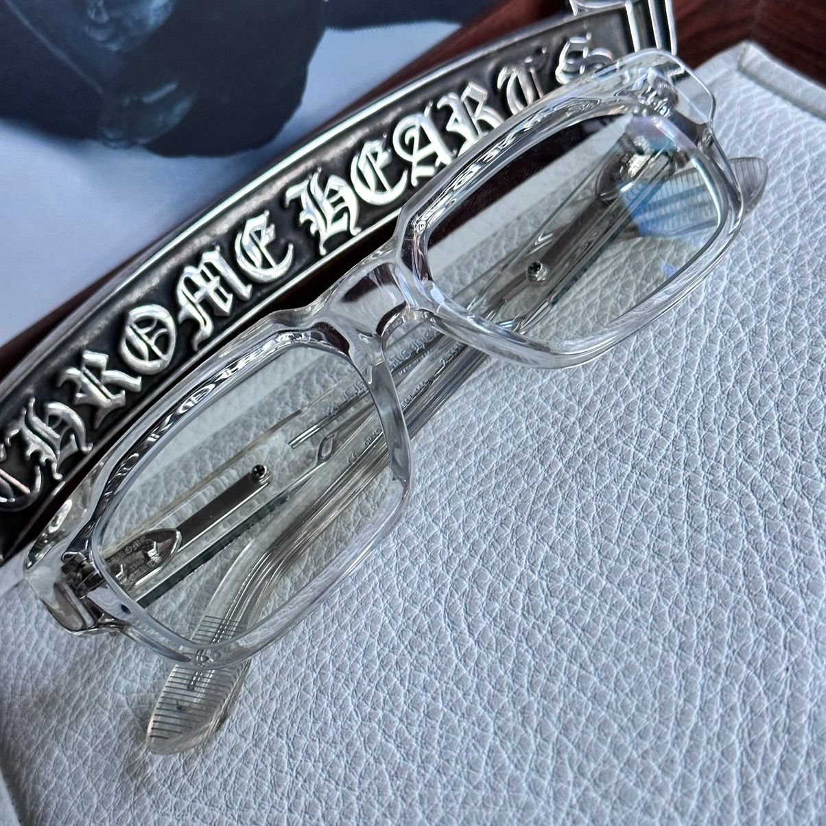Pre-owned Chrome Hearts 2thick Glasses In Crystal
