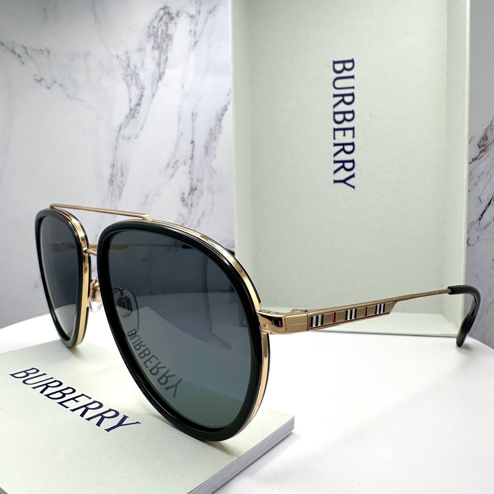 Burberry New Burberry Sunglasses Polarized Gold Black Aviator Size ONE SIZE - 3 Thumbnail