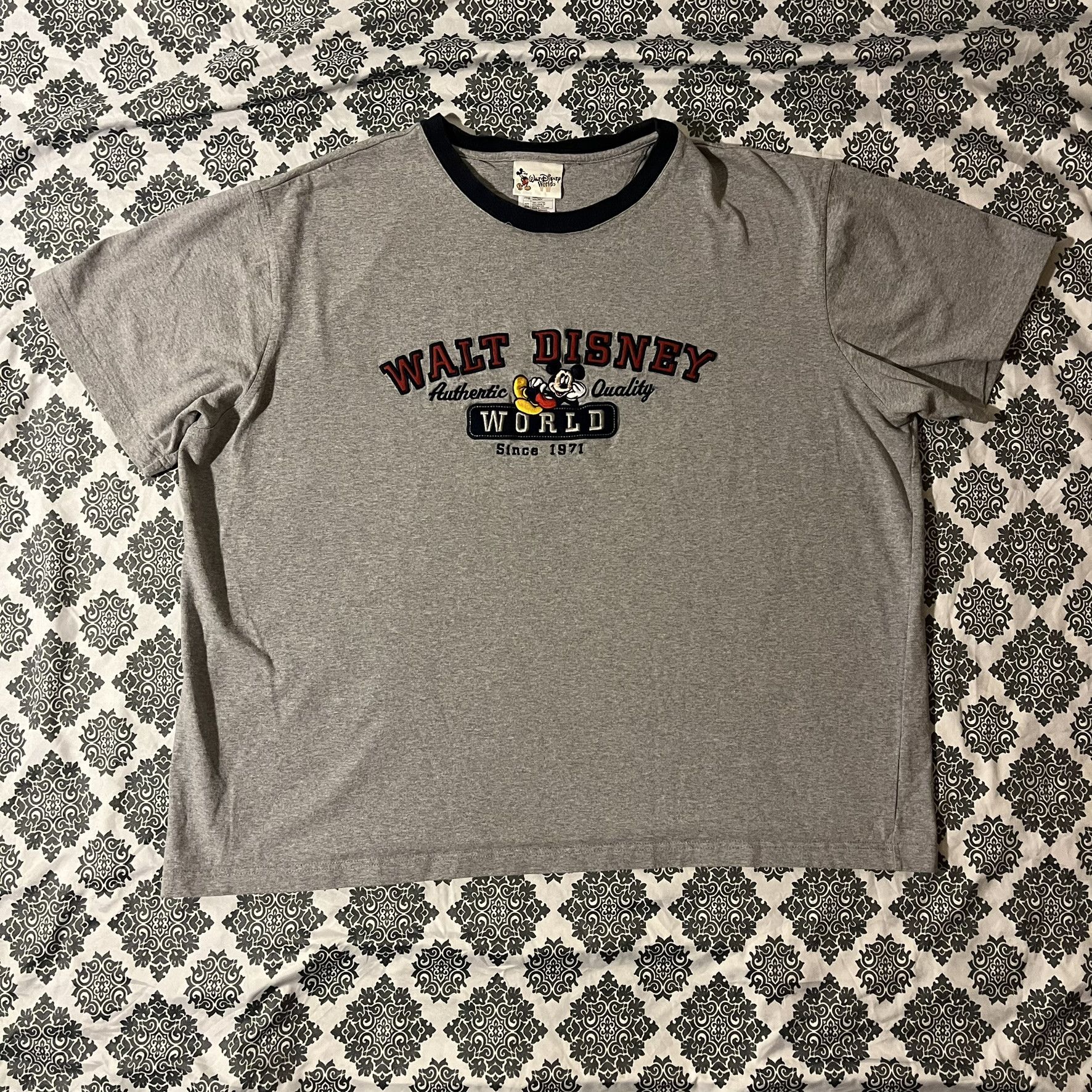 Disney × Vintage VTG 00s Disney World Authentic Tee Size US XXL / EU 58 / 5 - 1 Thumbnail