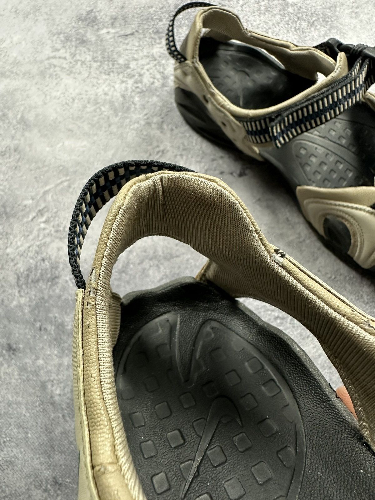 Nike Vintage Nike ACG Sandals Beige Y2K 2000 Swoosh Shoes Size US 9.5 / EU 42-43 - 15 Thumbnail