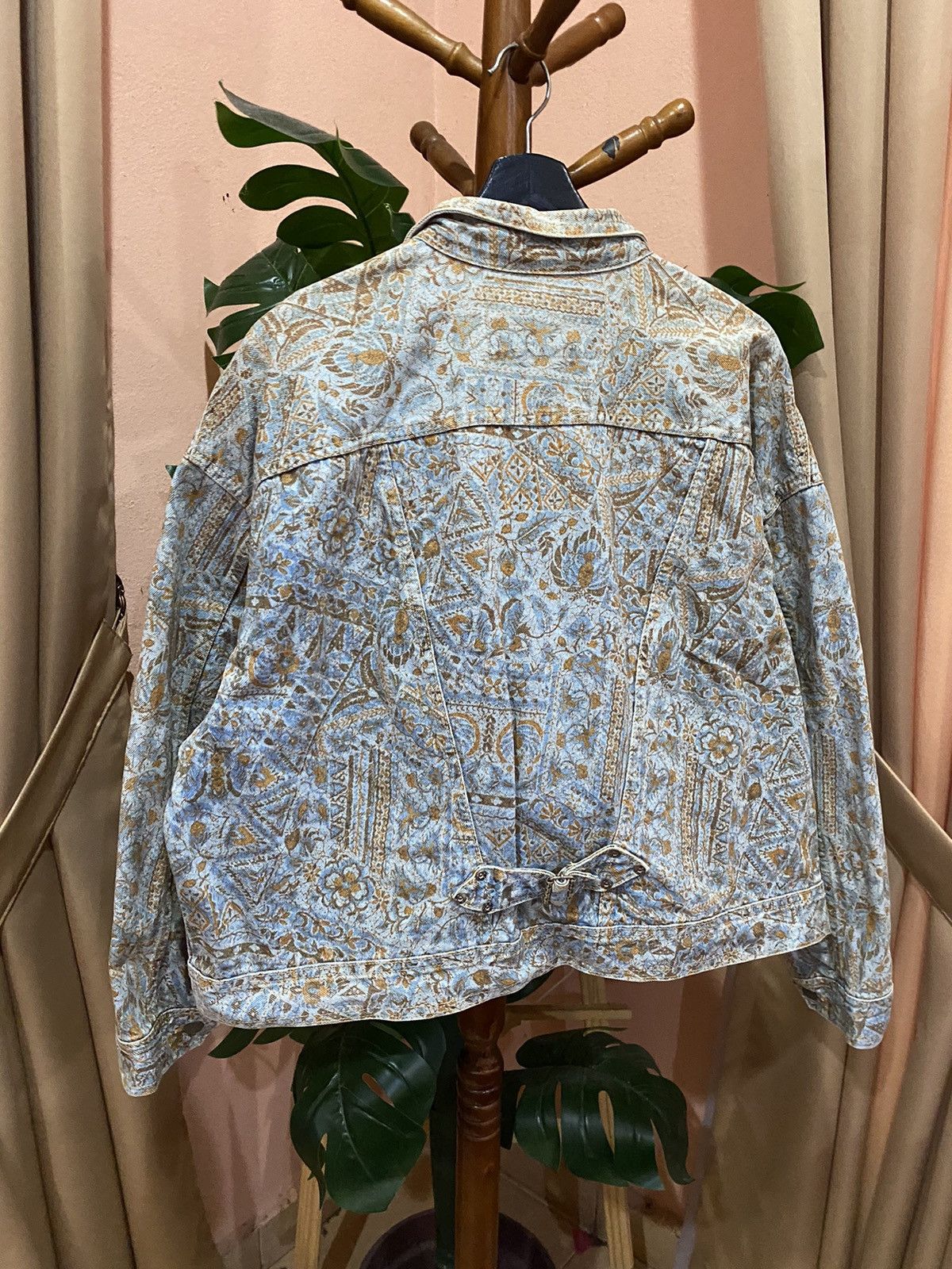 Japanese Brand Sweet Camel Vintage Printed Denim Jacket – Unique Streetwear Size US L / EU 52-54 / 3 - 9 Thumbnail