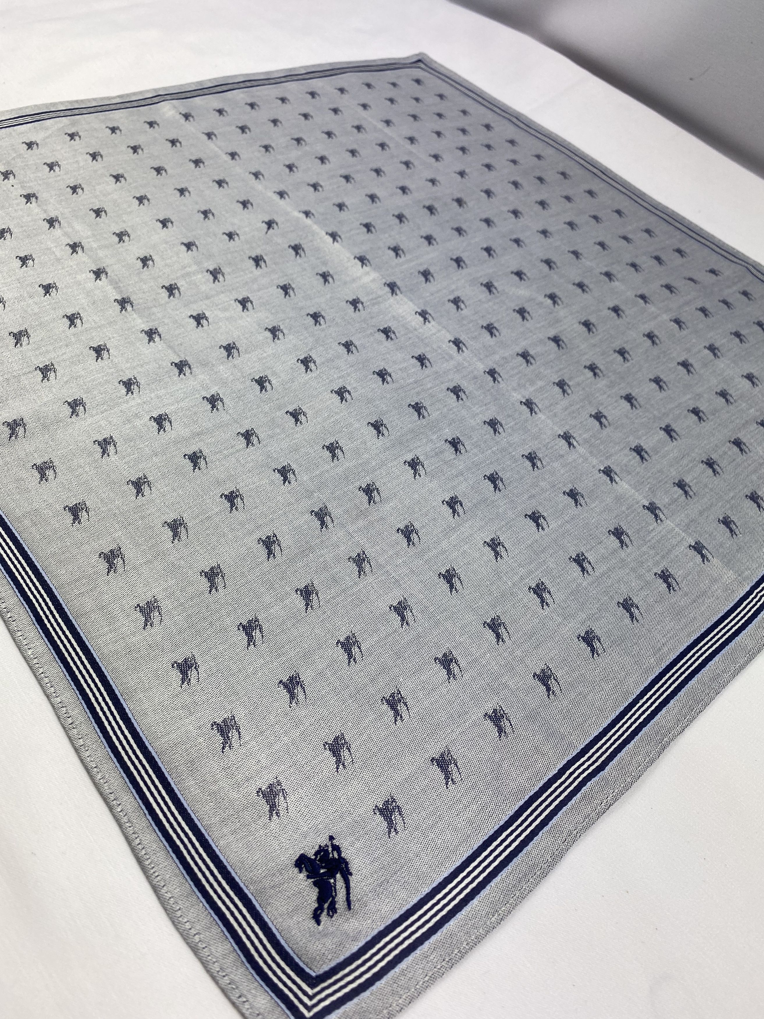 Burberry Burberry Monogram Handkerchief / Bandana / Neckerchief Size ONE SIZE - 4 Thumbnail
