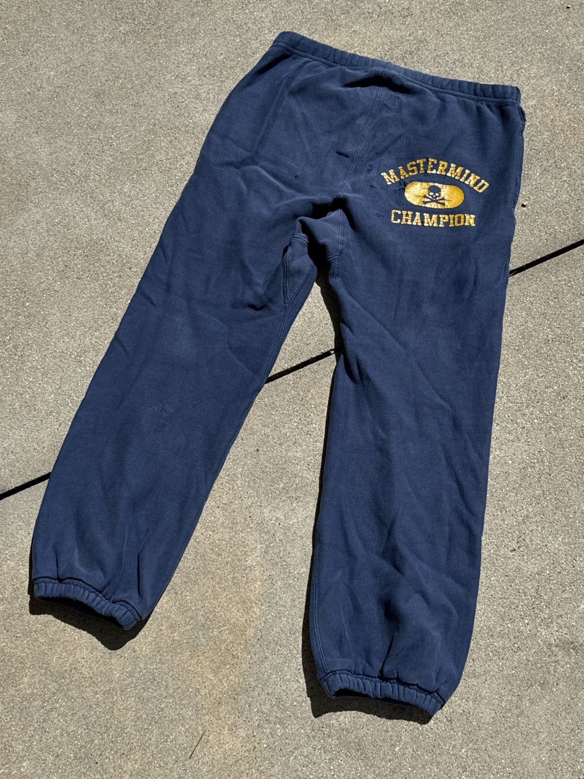 Mastermind Japan Champion x Mastermind Japan Sweatpants Size US 32 / EU 48 - 5 Thumbnail