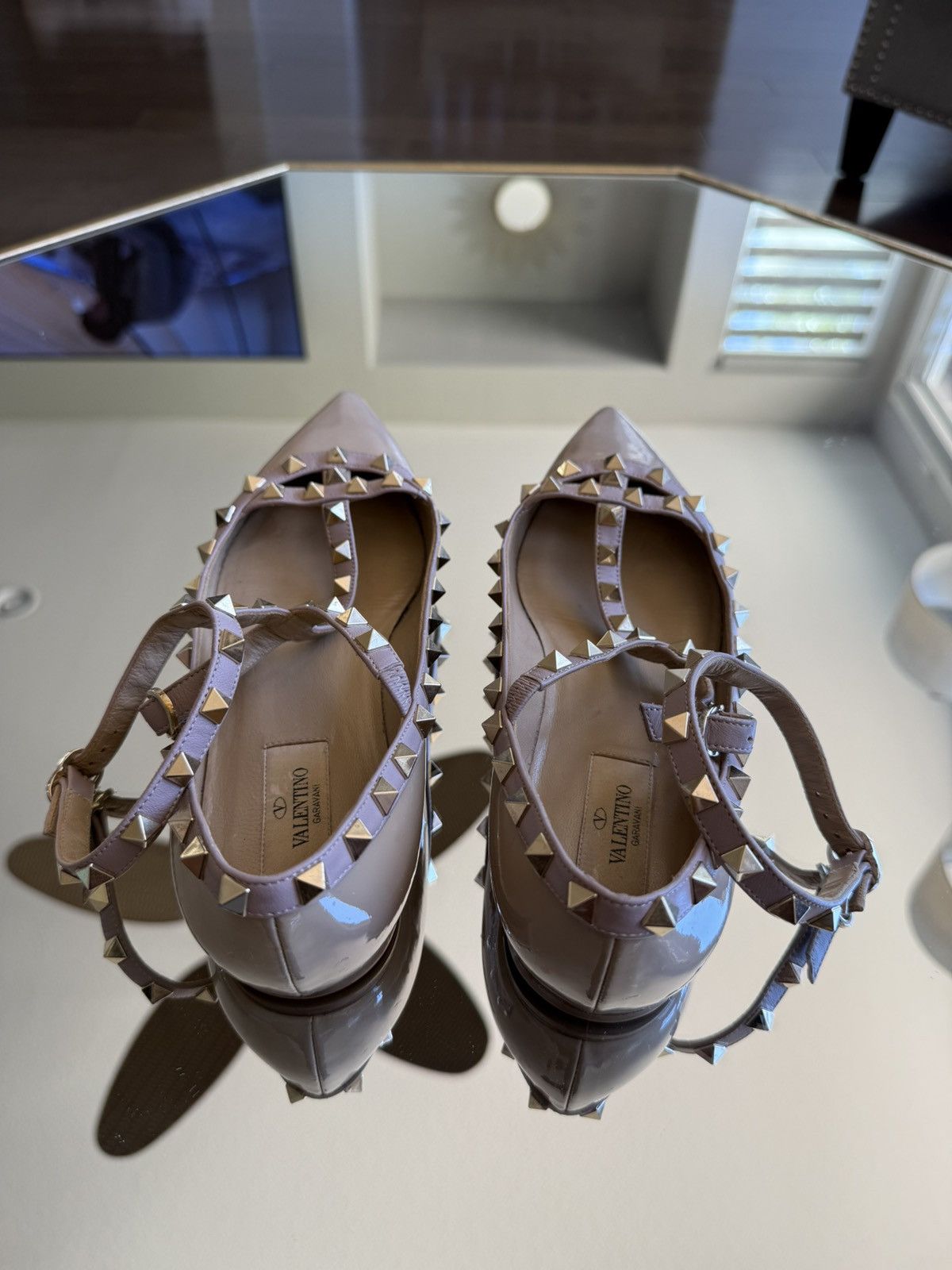 Valentino Valentino Rockstud Patent Leather Ballet Flats Size US 8 / IT 38 - 2 Thumbnail