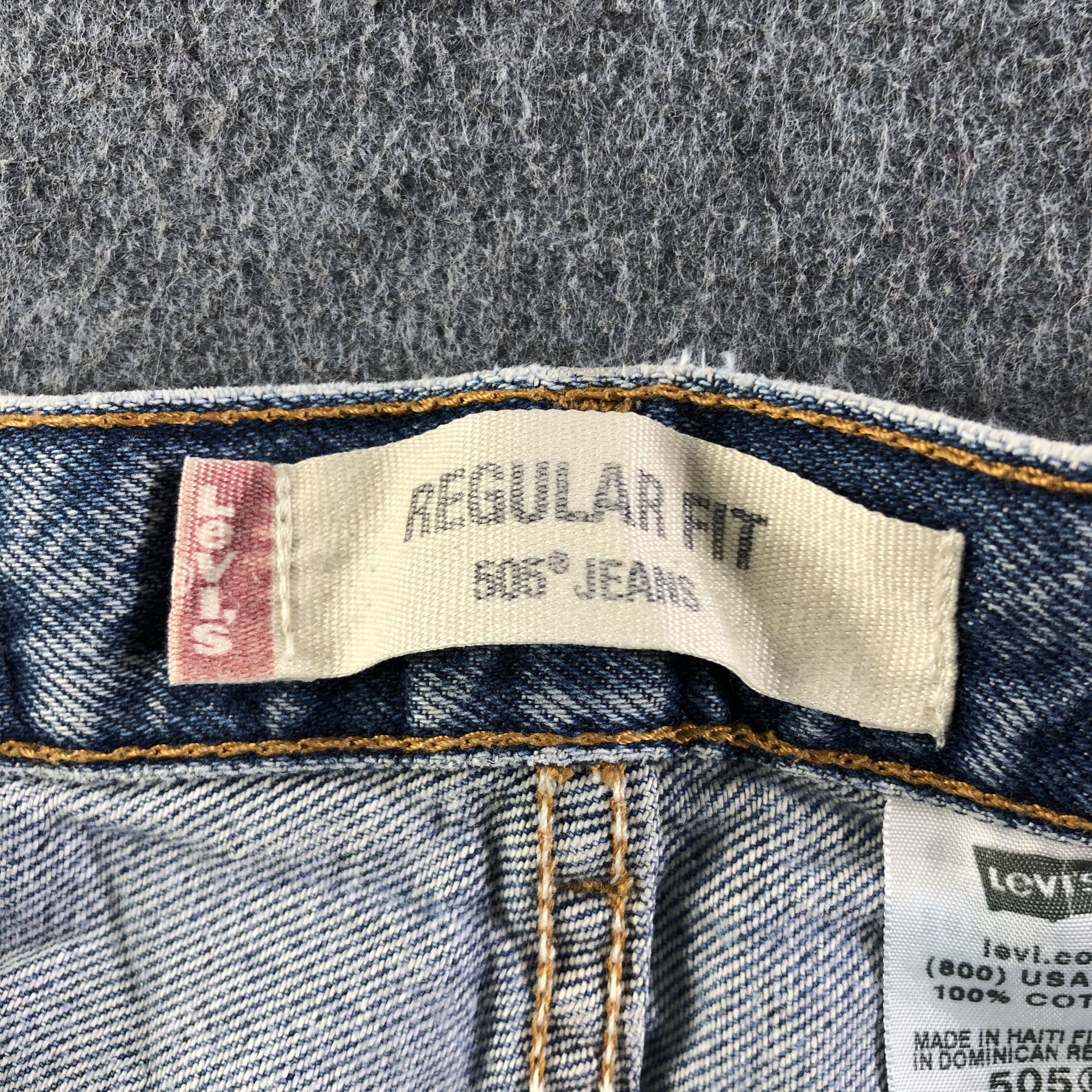 Levi's Vintage Levis 505 Jeans-J4106 Size US 33 - 14 Thumbnail