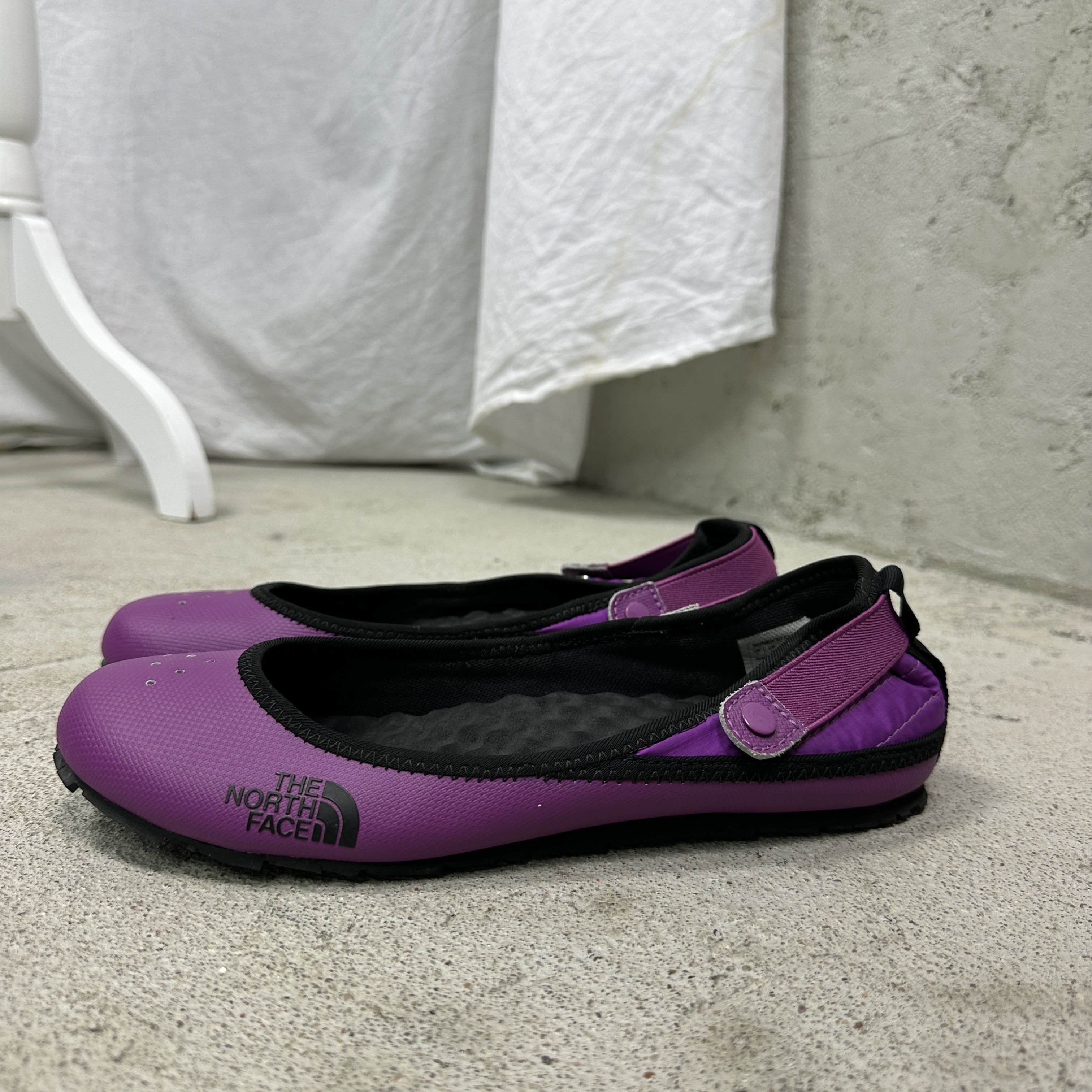 The North Face Vintage Sportswear Athleisure Water Sneakers 00s Size US 9 / IT 39 - 4 Thumbnail