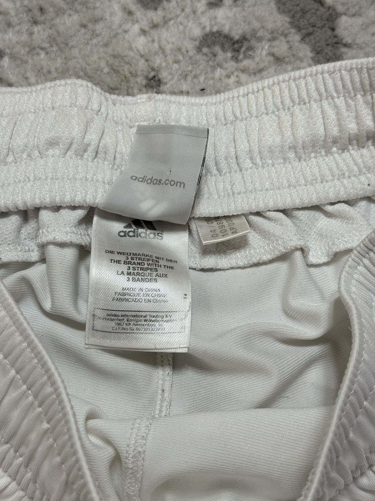 Adidas × Vintage White Adidas Men's Real Madrid Football Soccer Shorts Size US 34 / EU 50 - 9 Thumbnail