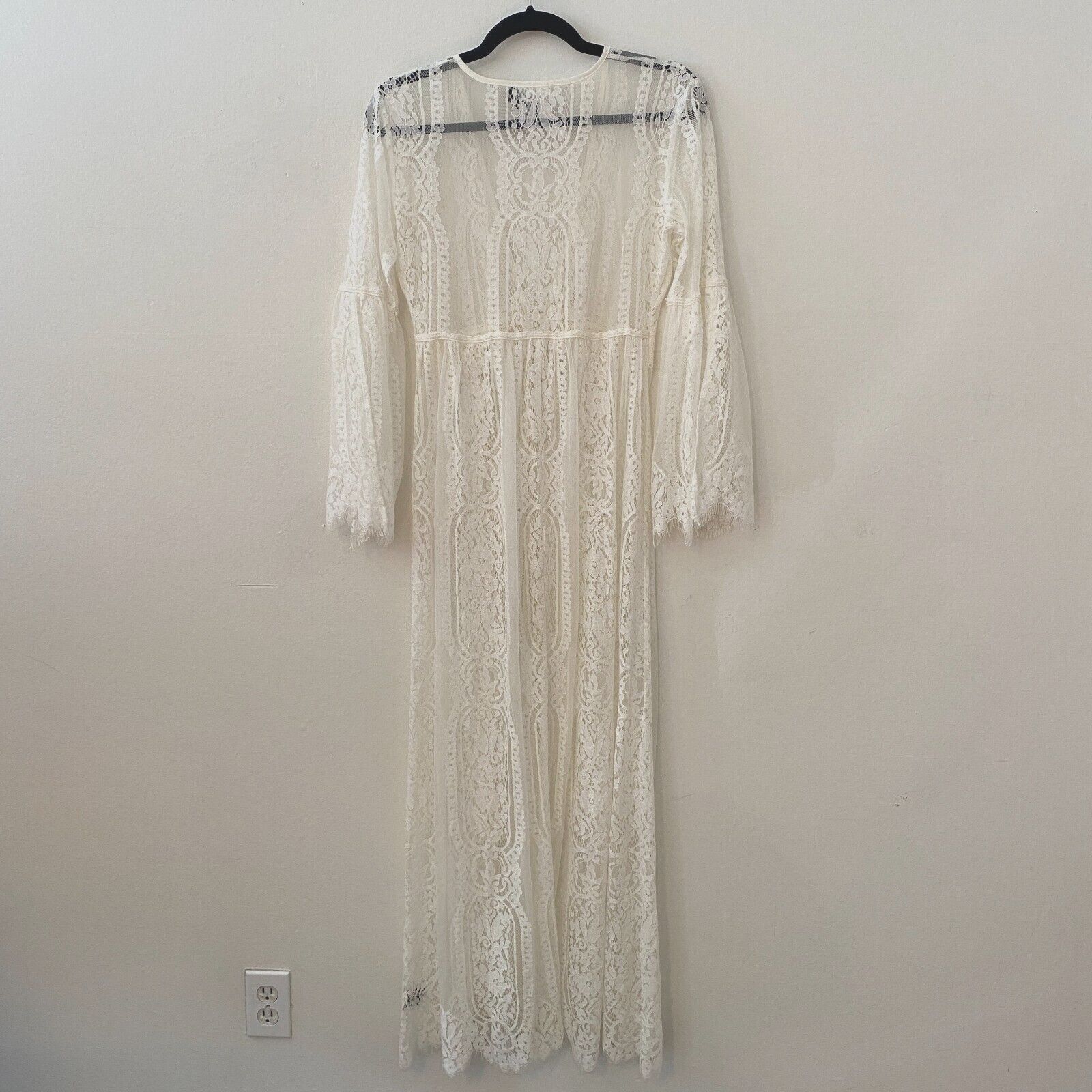 Other White Oval Shape Lace Maxi Kimono Flutter Sleeve Cover Up M Size M / US 6-8 / IT 42-44 - 2 Thumbnail