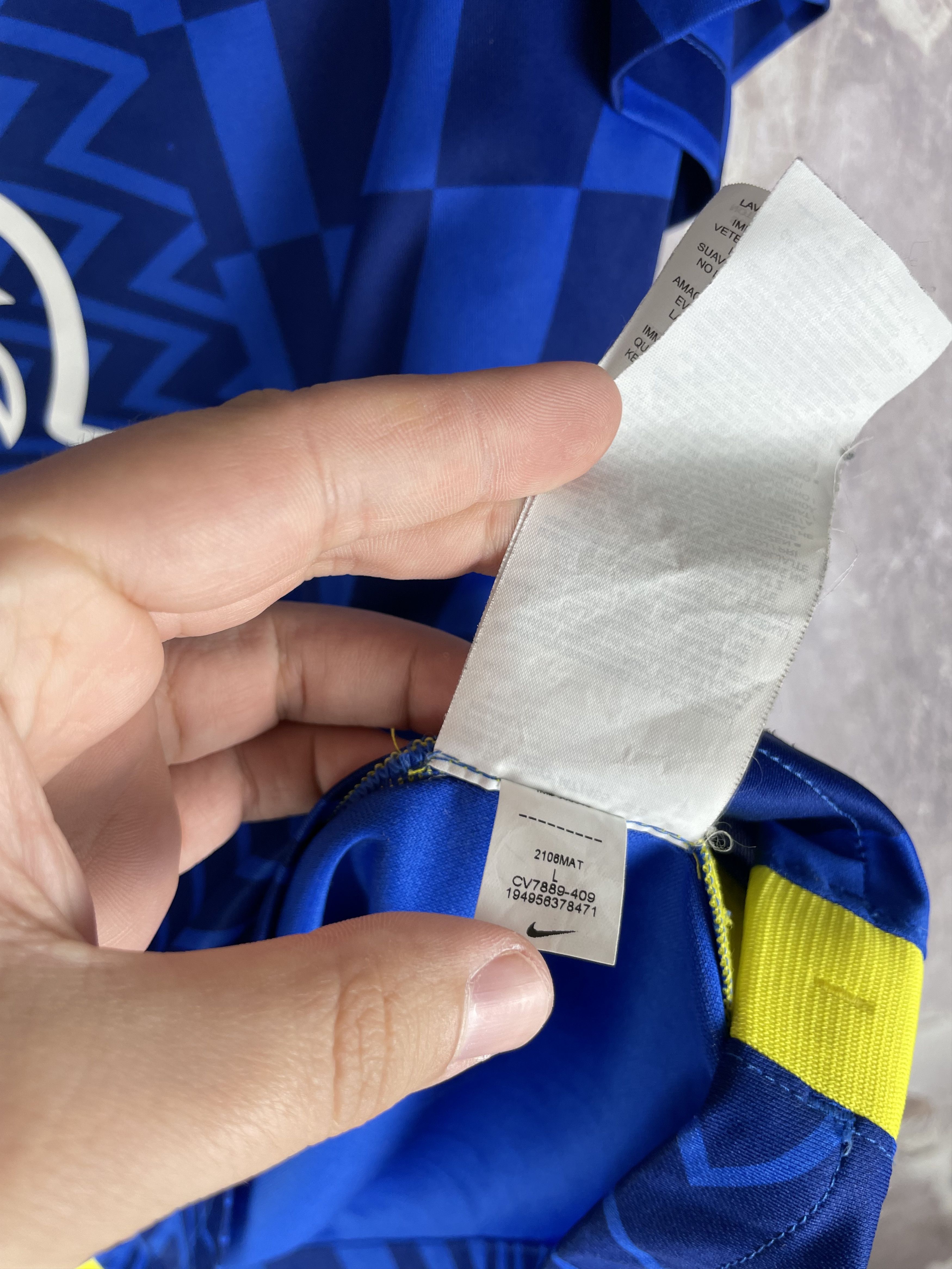 Nike Nike Chelsea FC #9 Lukaku home soccer football jersey Size US L / EU 52-54 / 3 - 7 Thumbnail