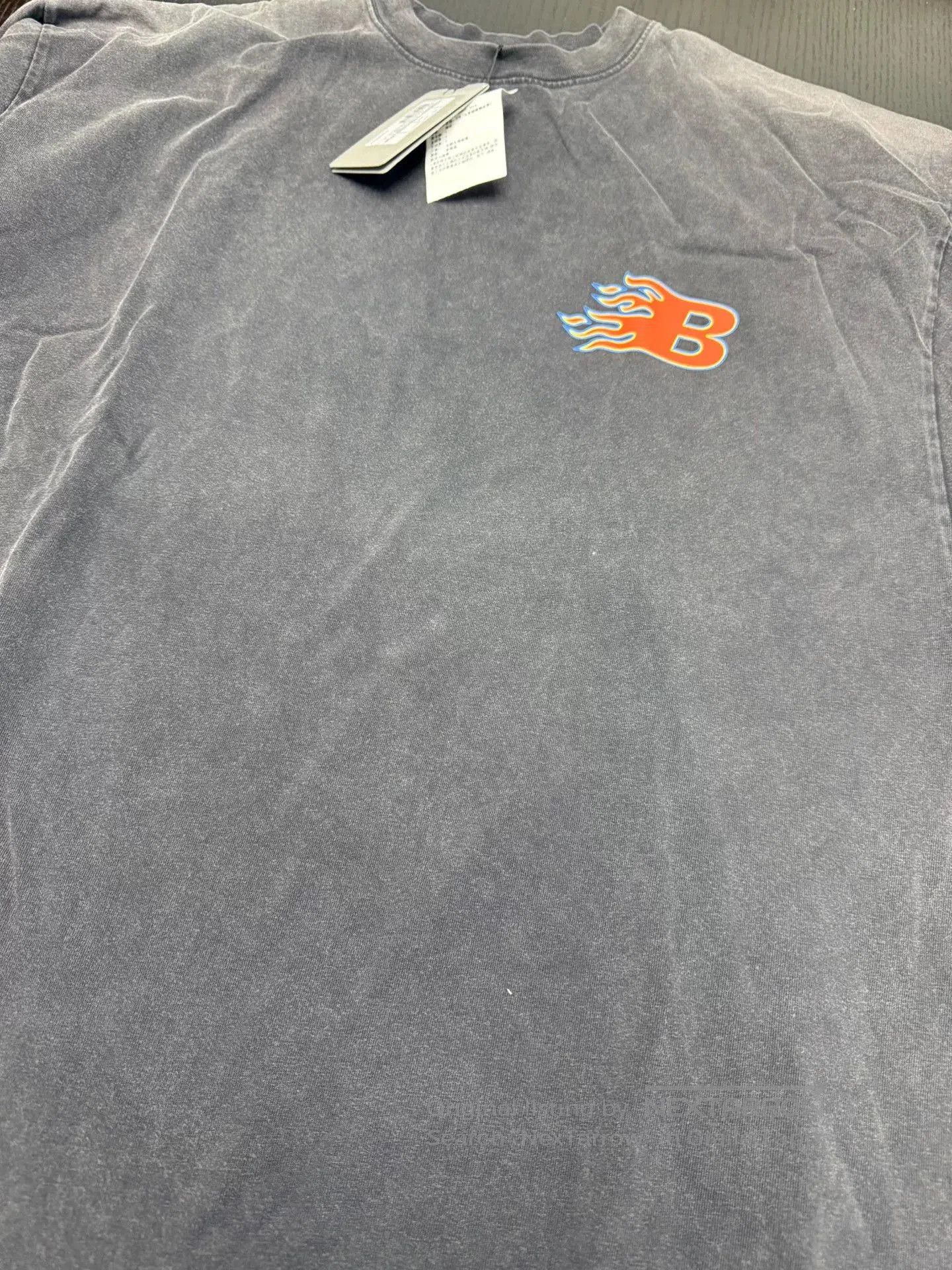 Balenciaga Balenciaga Flame Logo Reversible Short Sleeve Tee. Size US S / EU 44-46 / 1 - 4 Thumbnail
