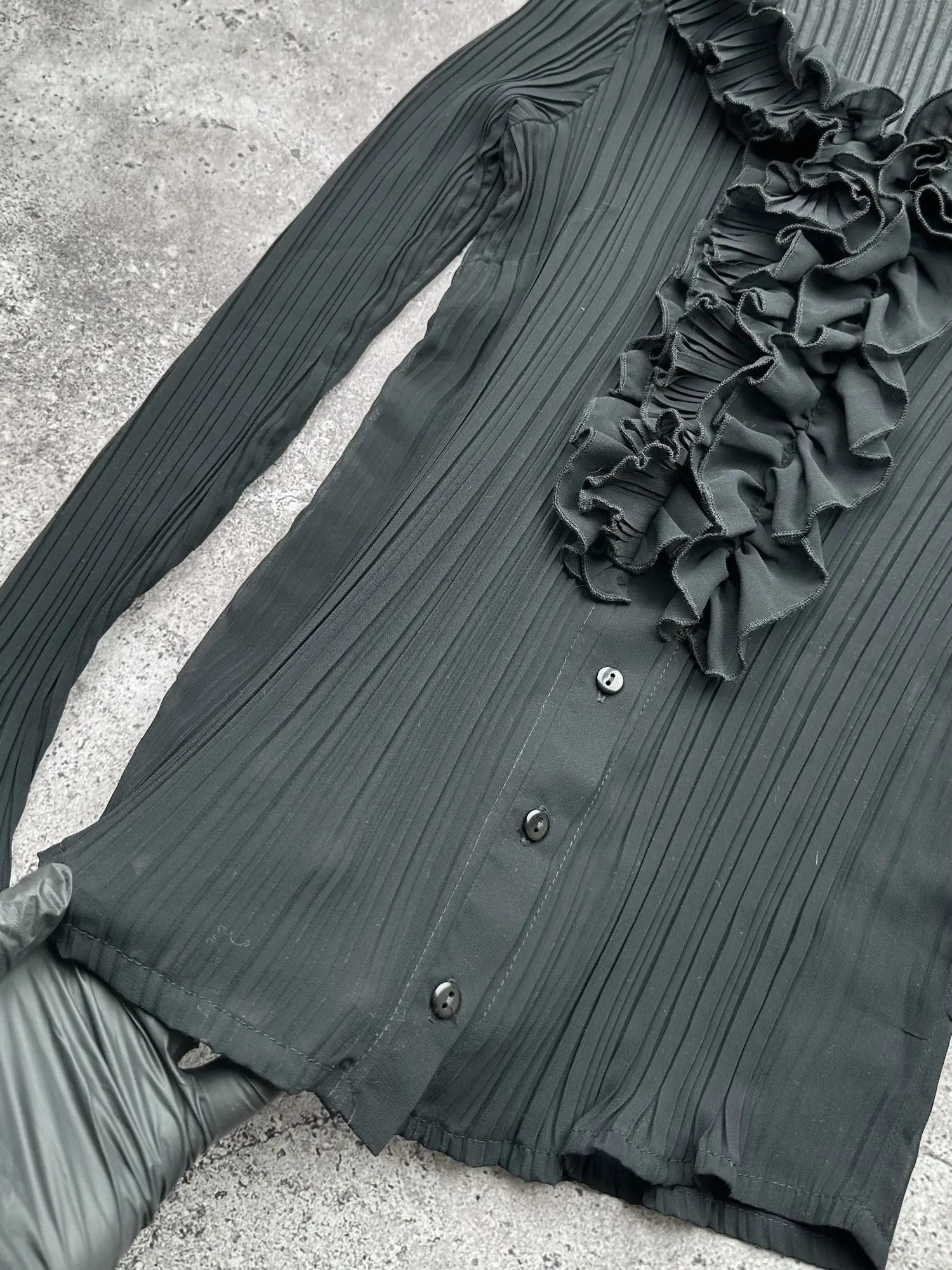 Japanese Brand Vintage Mesh Plisse Blouse C60(V211) Size XS / US 0-2 / IT 36-38 - 2 Thumbnail