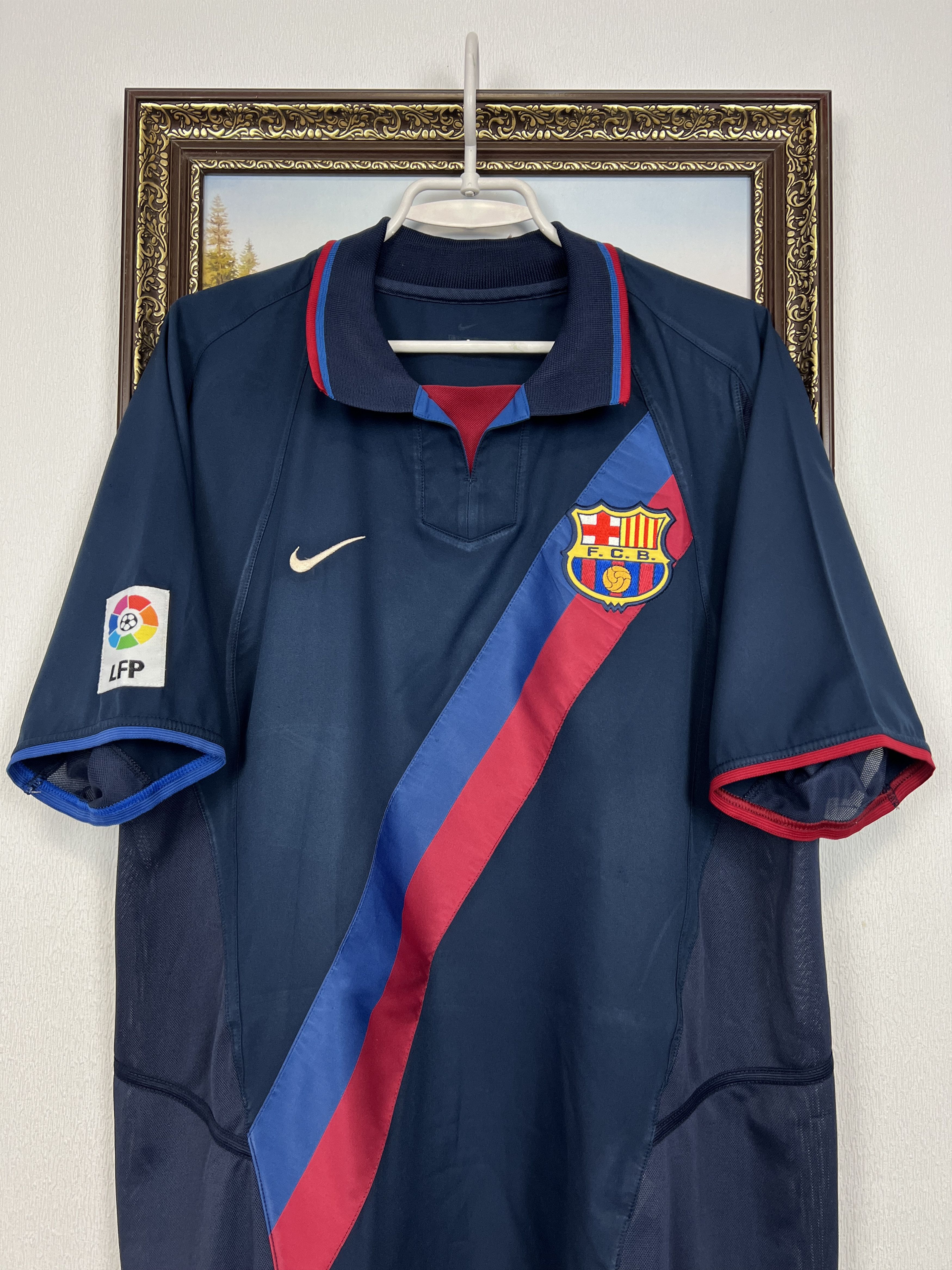 Nike Barcelona football shirt 2002 Soccer Nike Jersey Tee Hype Size US L / EU 52-54 / 3 - 2 Thumbnail