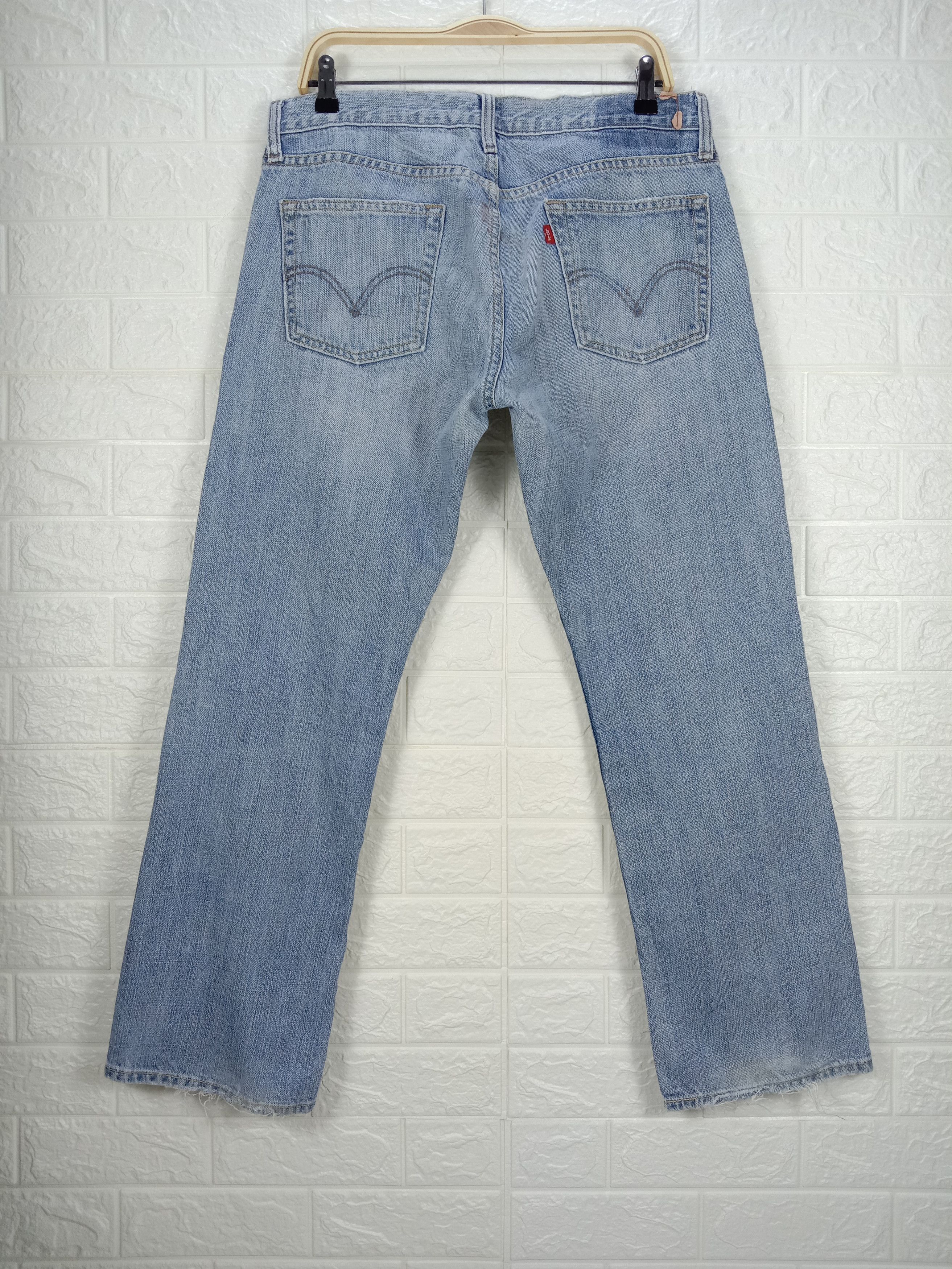 Levi's Vintage Levi's 514 Jeans Light Wash Slim Straight Denim Size US 34 / EU 50 - 5 Thumbnail