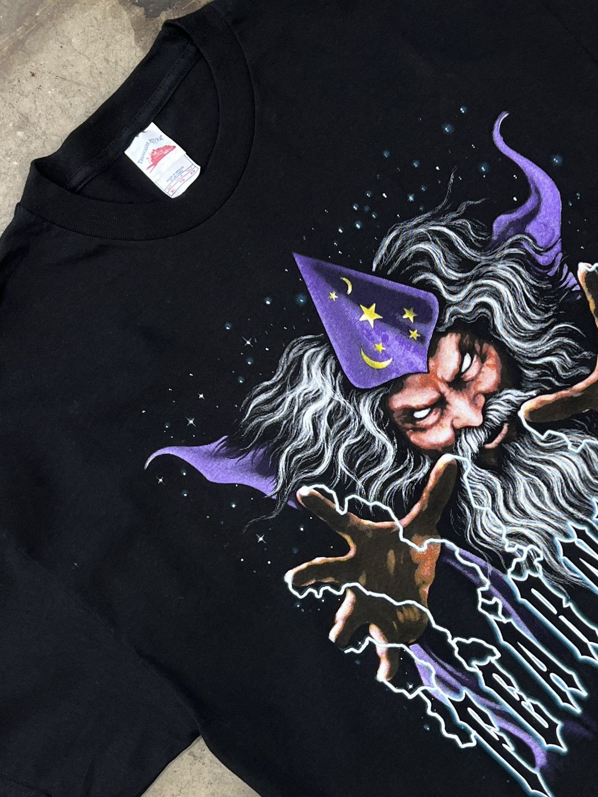 Vintage Vintage Wizard Fear No Evil Tennessee River Tee Large Size US XL / EU 56 / 4 - 1 Thumbnail