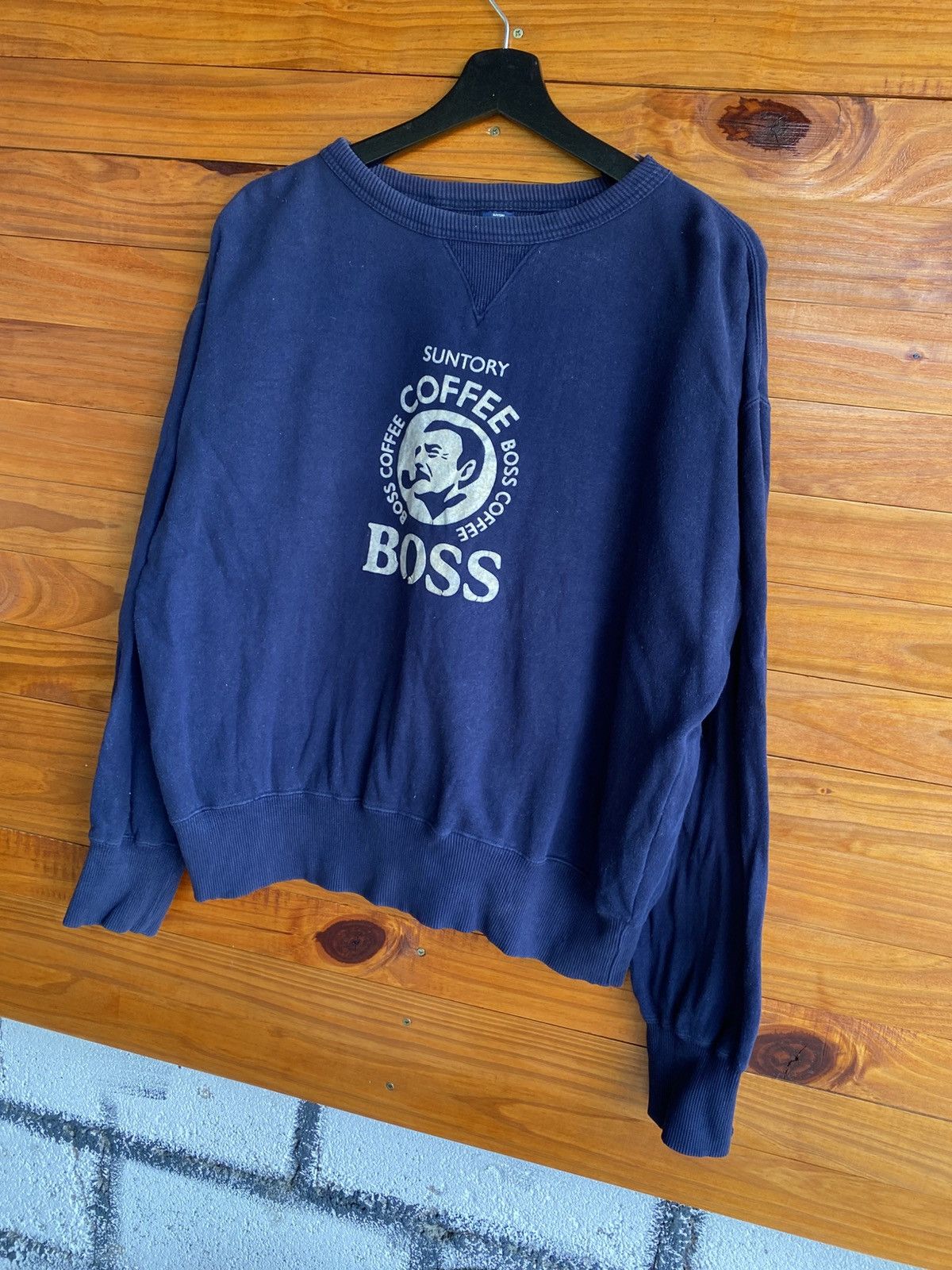 Vintage Vintage Suntory Coffee Boss Sweatshirt Navy Blue Pullover Size US XL / EU 56 / 4 - 4 Thumbnail