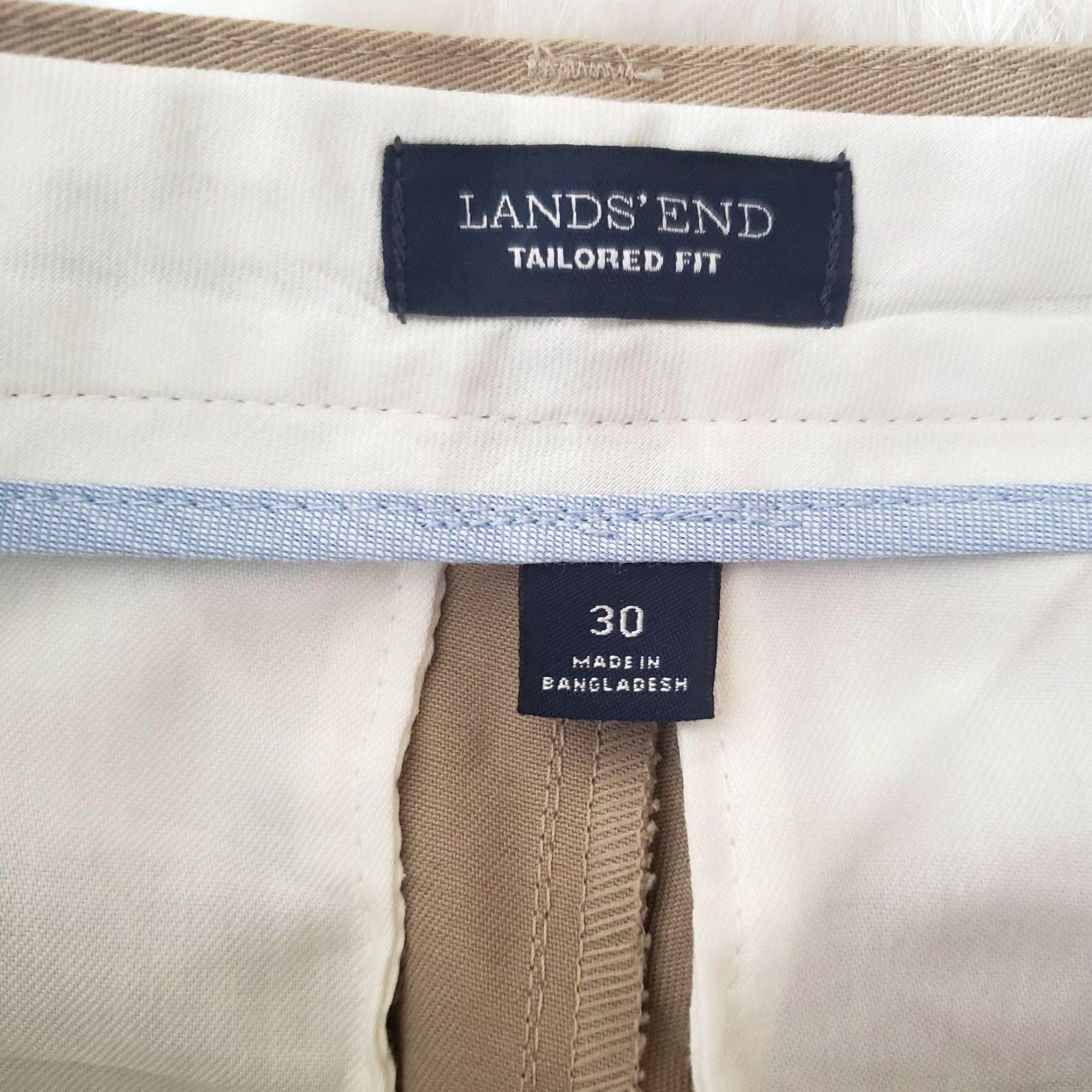 Lands' End Lands' End Men’s Khaki Tailored Fit No Iron Twill Pants-Size 30x32 Beige Chino Classic, Preppy, School Mens Size US 30 / EU 46 - 6 Thumbnail