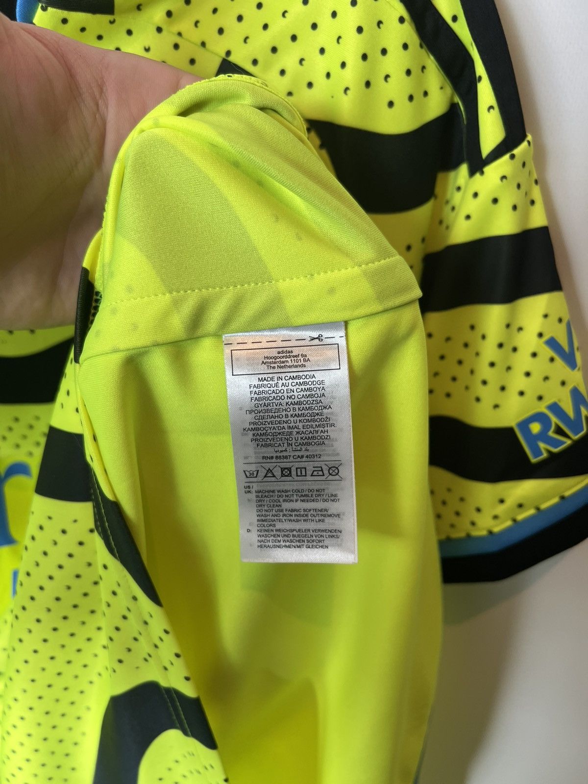 Adidas Adidas Arsenal 23/24 Away Authentic Jersey HR6927 Size M Size US M / EU 48-50 / 2 - 8 Thumbnail