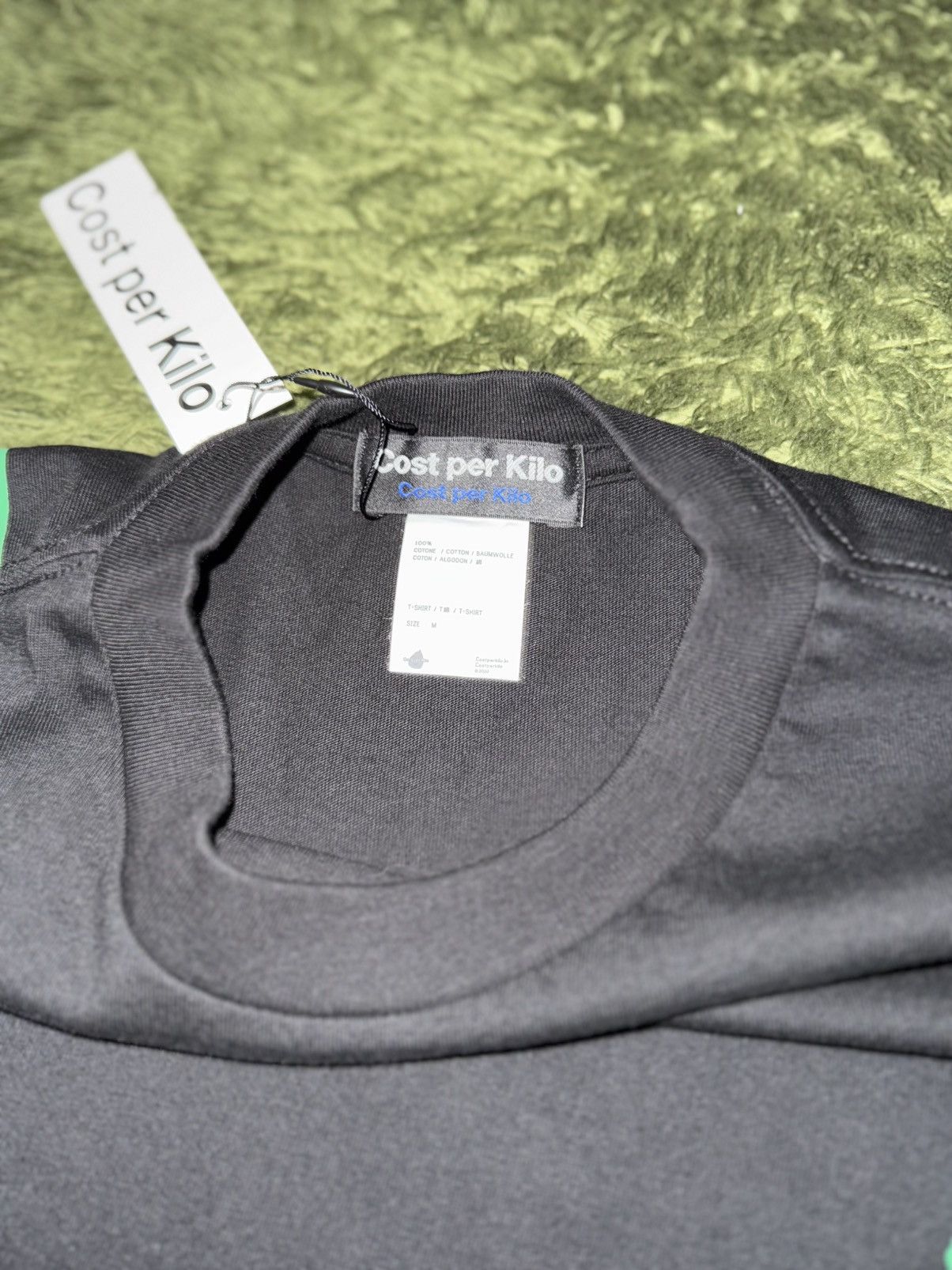 Japanese Brand [M] Cost per Kilo Parody Graphic Print T-Shirt – Black Size US M / EU 48-50 / 2 - 7 Thumbnail