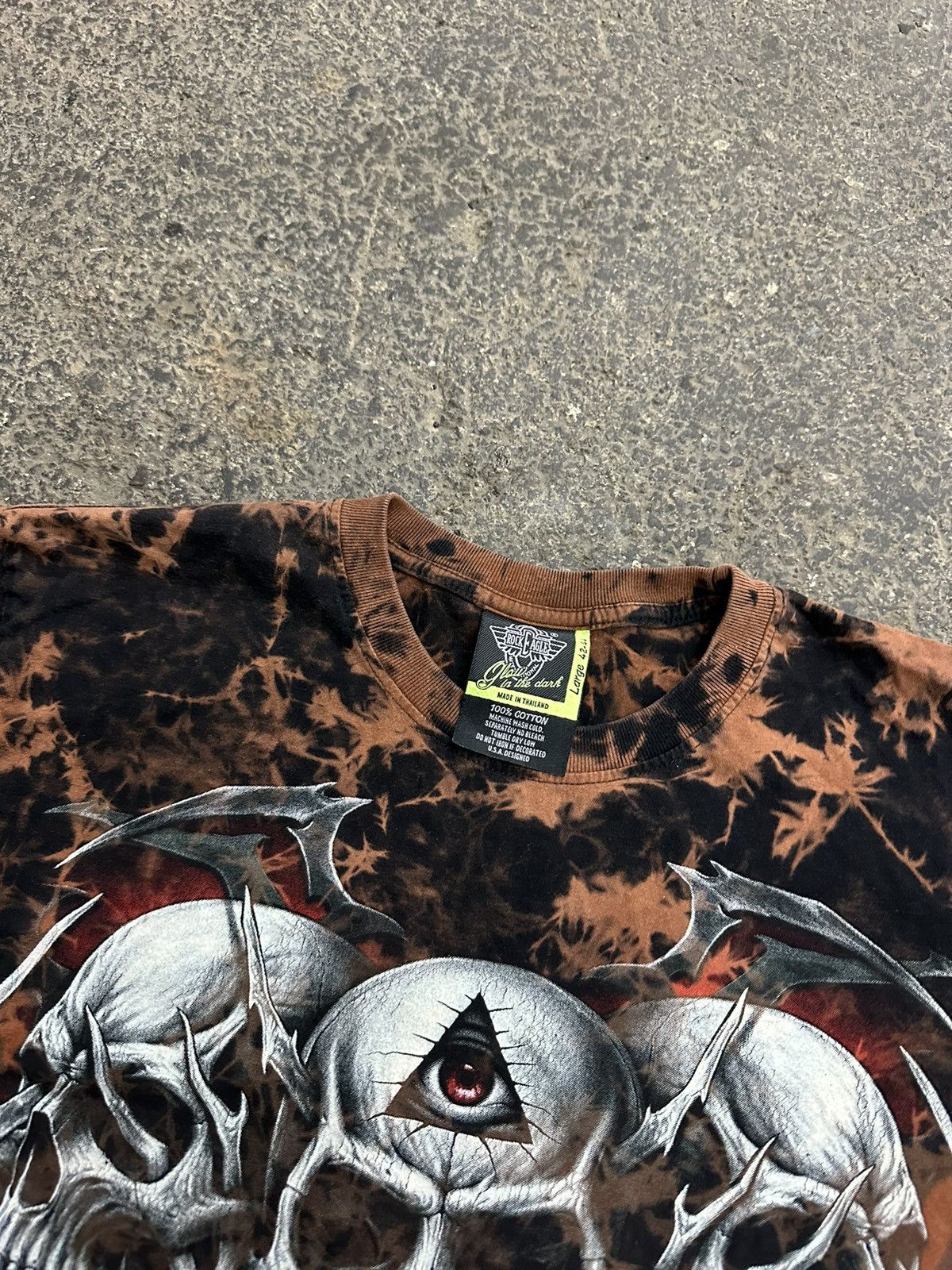Vintage Y2K skull grunge graphic t shirt Size US L / EU 52-54 / 3 - 3 Thumbnail