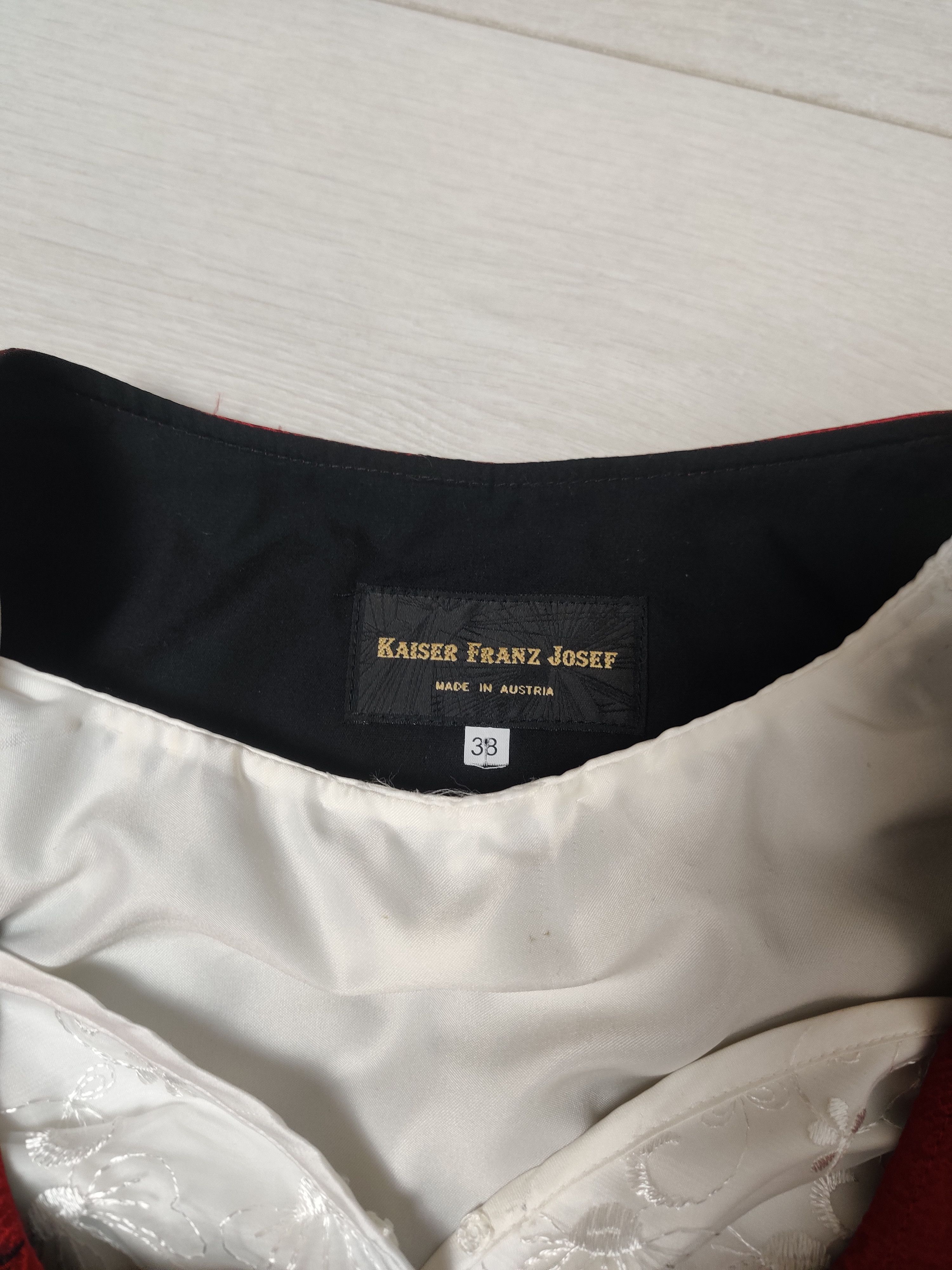 Other Kaiser Franz Josef dirndle bodice made in Austria Size XS / US 0-2 / IT 36-38 - 2 Thumbnail