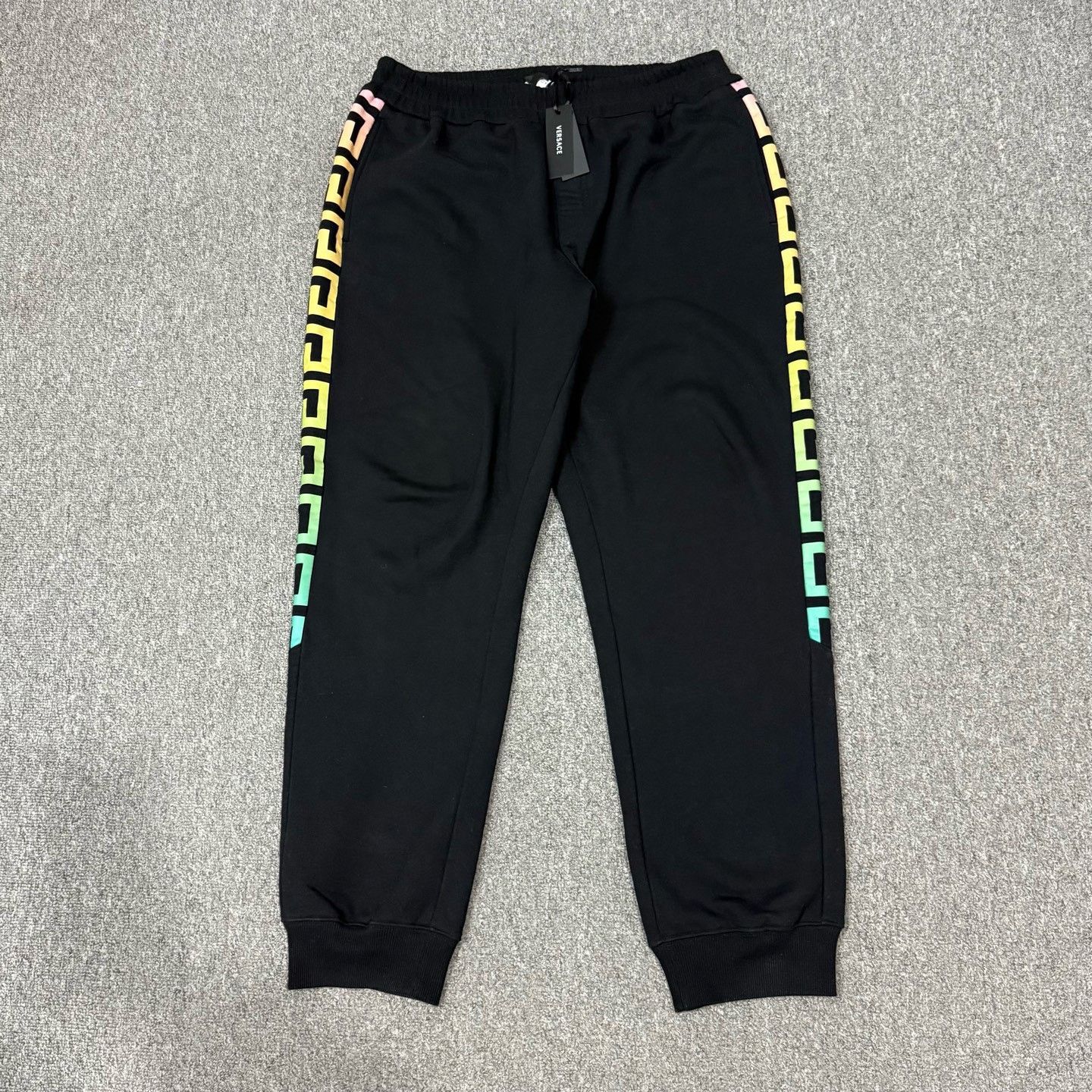 Versace Versace Black Greek Key Sweatpants Size US 36 / EU 52 - 1 Thumbnail
